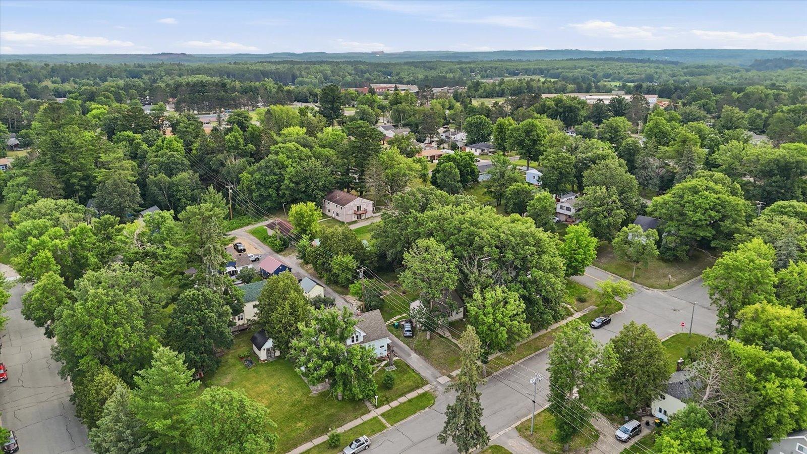 18th image of 515 Ne 6th St, Grand Rapids, MN 55744 | MLS# 7093580
