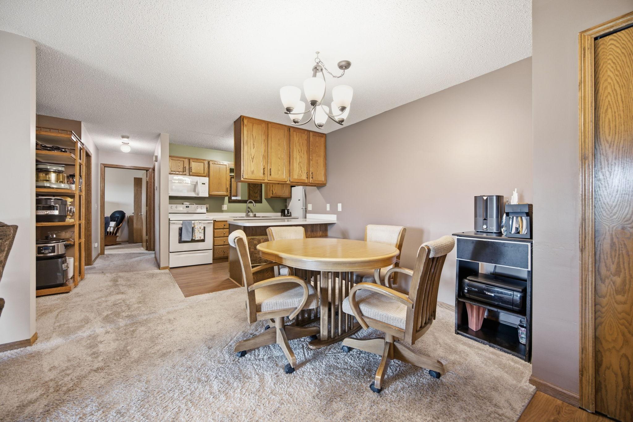 4th image of 14000 44Th Pl N #2, Plymouth, MN 55446 | MLS# 7093868