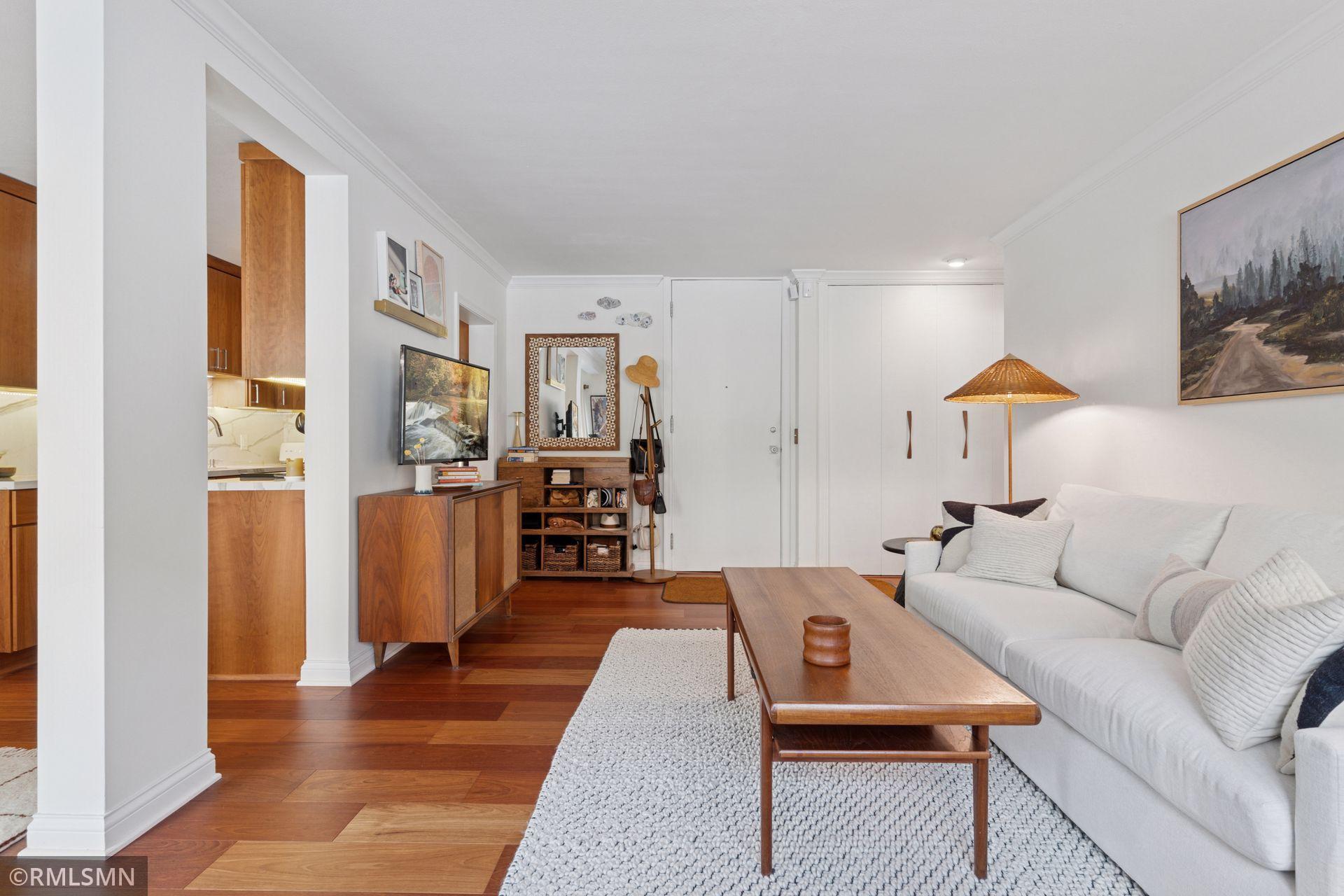 5th image of 2928 Dean Pkwy, Minneapolis, MN 55416