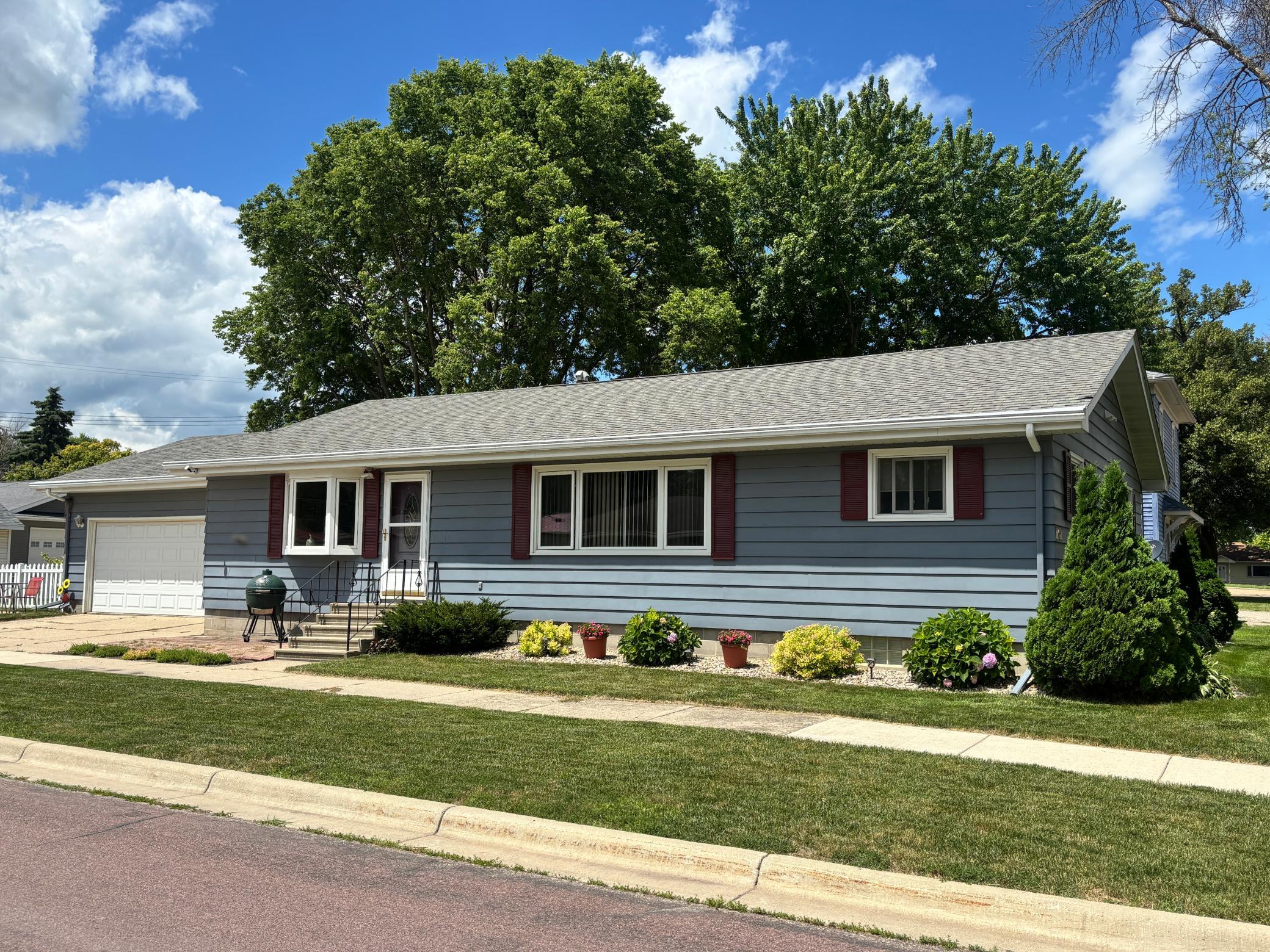 1st image of 1101 N North Ave, Fairmont, MN 56031 | MLS# 7094004