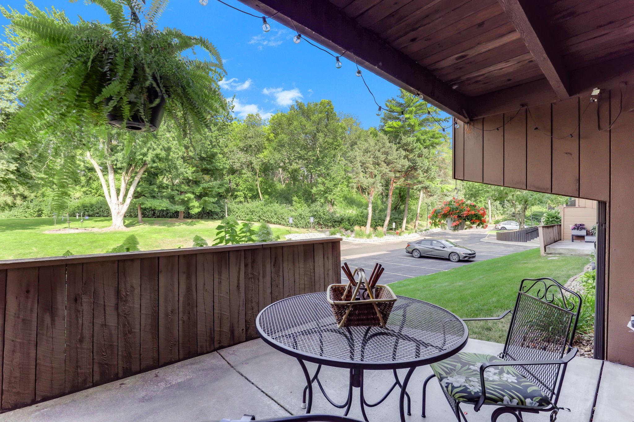 3rd image of 705 E Burnsville Pkwy #114, Burnsville, MN 55337 | MLS# 7094009