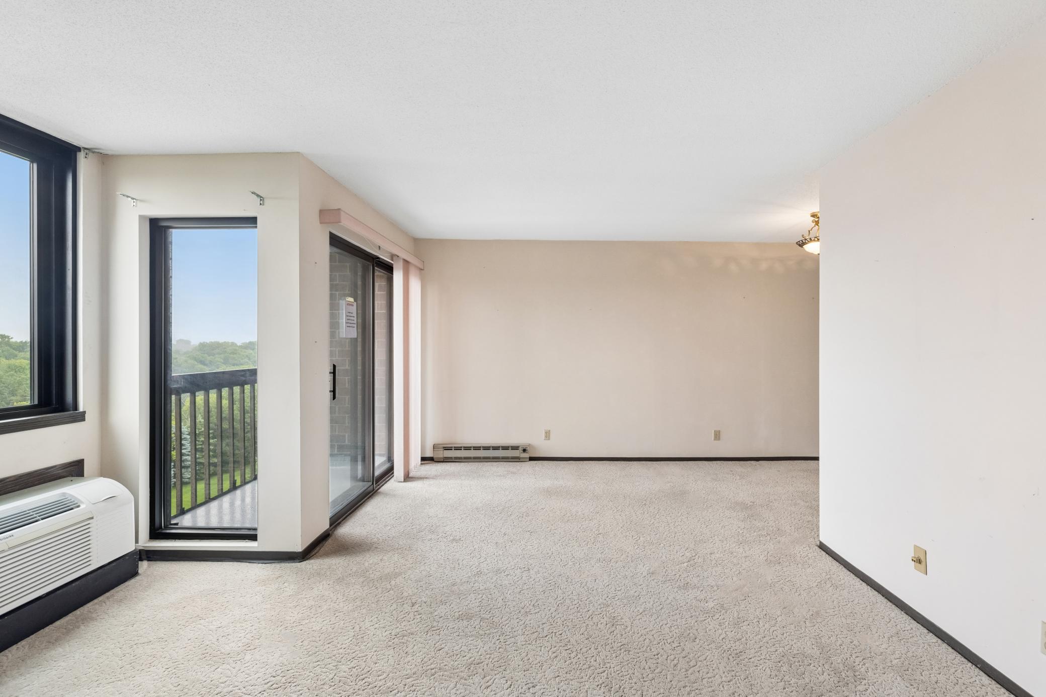 Homes for sale in Saint Paul, MN | 1181 Edgcumbe Rd #814, Saint Paul, MN 55105 | MLS# 7094028