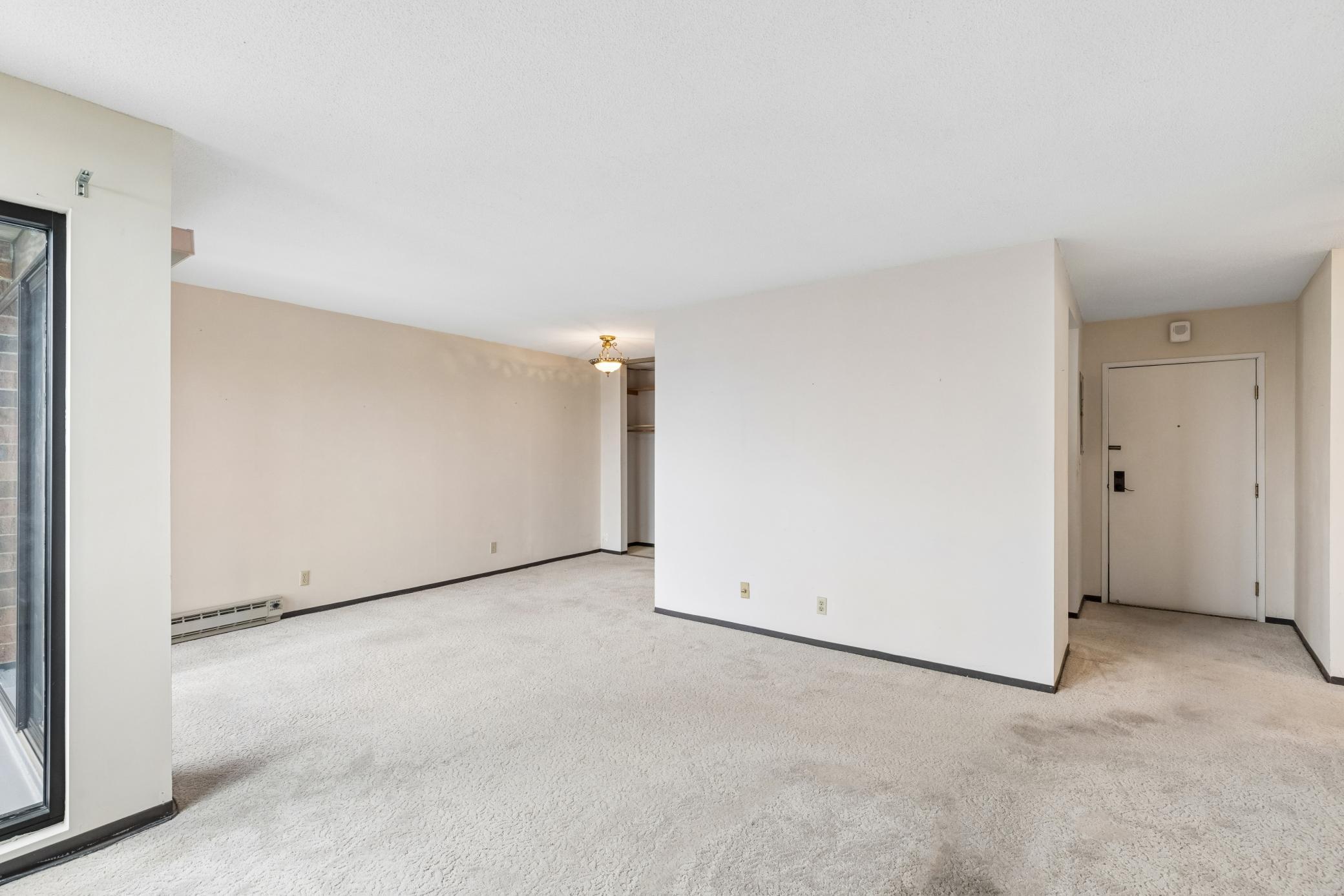 Homes for sale in Saint Paul, MN | 1181 Edgcumbe Rd #814, Saint Paul, MN 55105 | MLS# 7094028