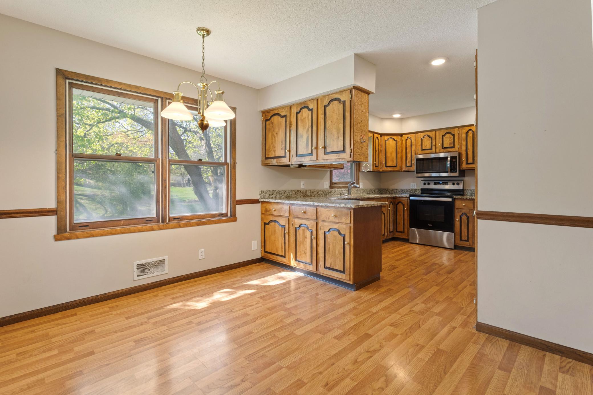2nd image of 1559 Mccarthy Rd, Saint Paul, MN 55121 | MLS# 7094113