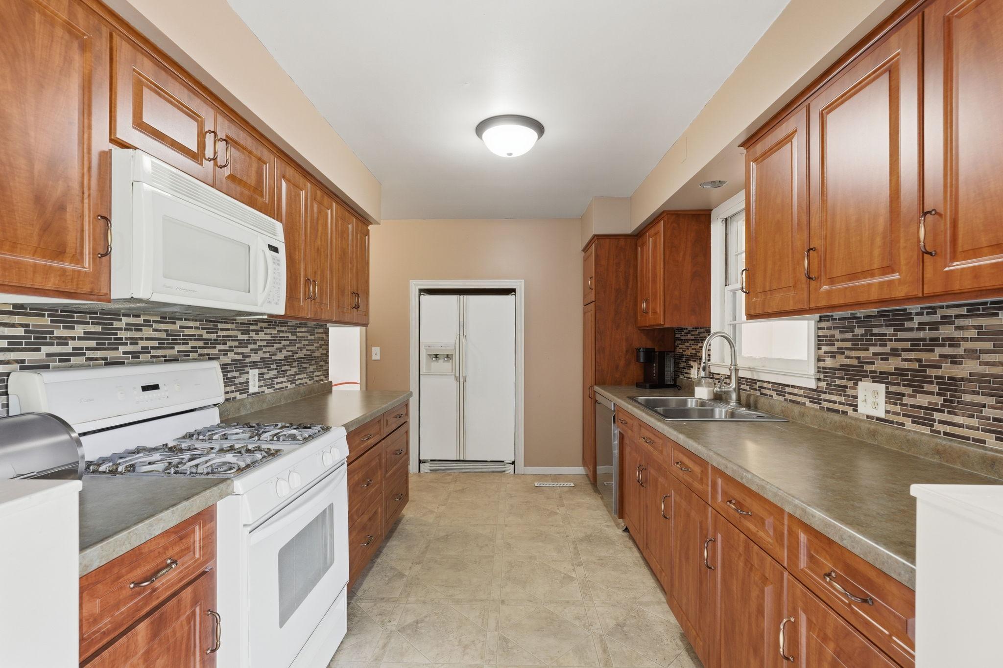 Homes for sale in Hastings, MN | 502 15Th St W, Hastings, MN 55033 | MLS# 7094140