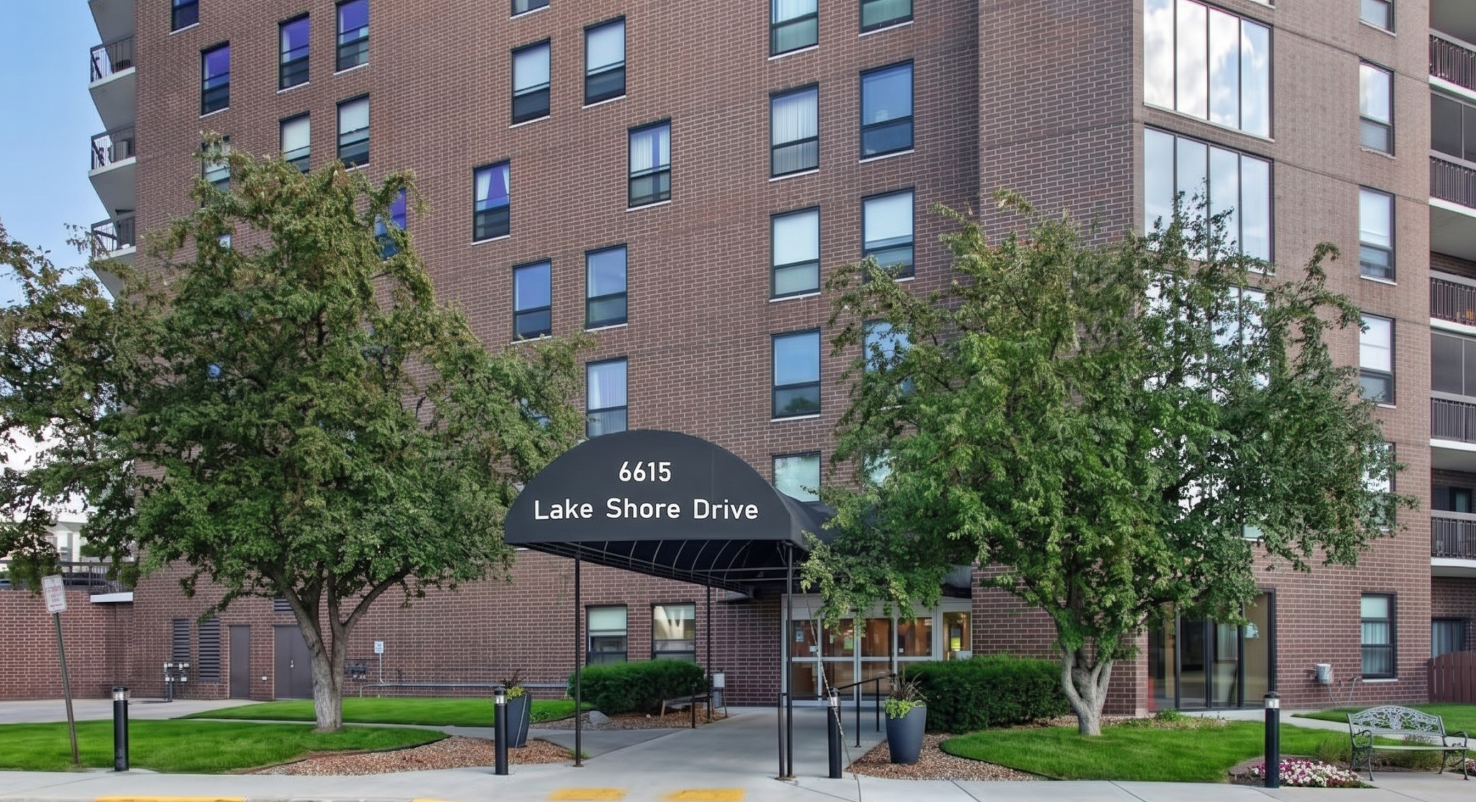 Homes for sale in Richfield, MN | 6615 Lake Shore Dr S #304, Richfield, MN 55423 | MLS# 7094173