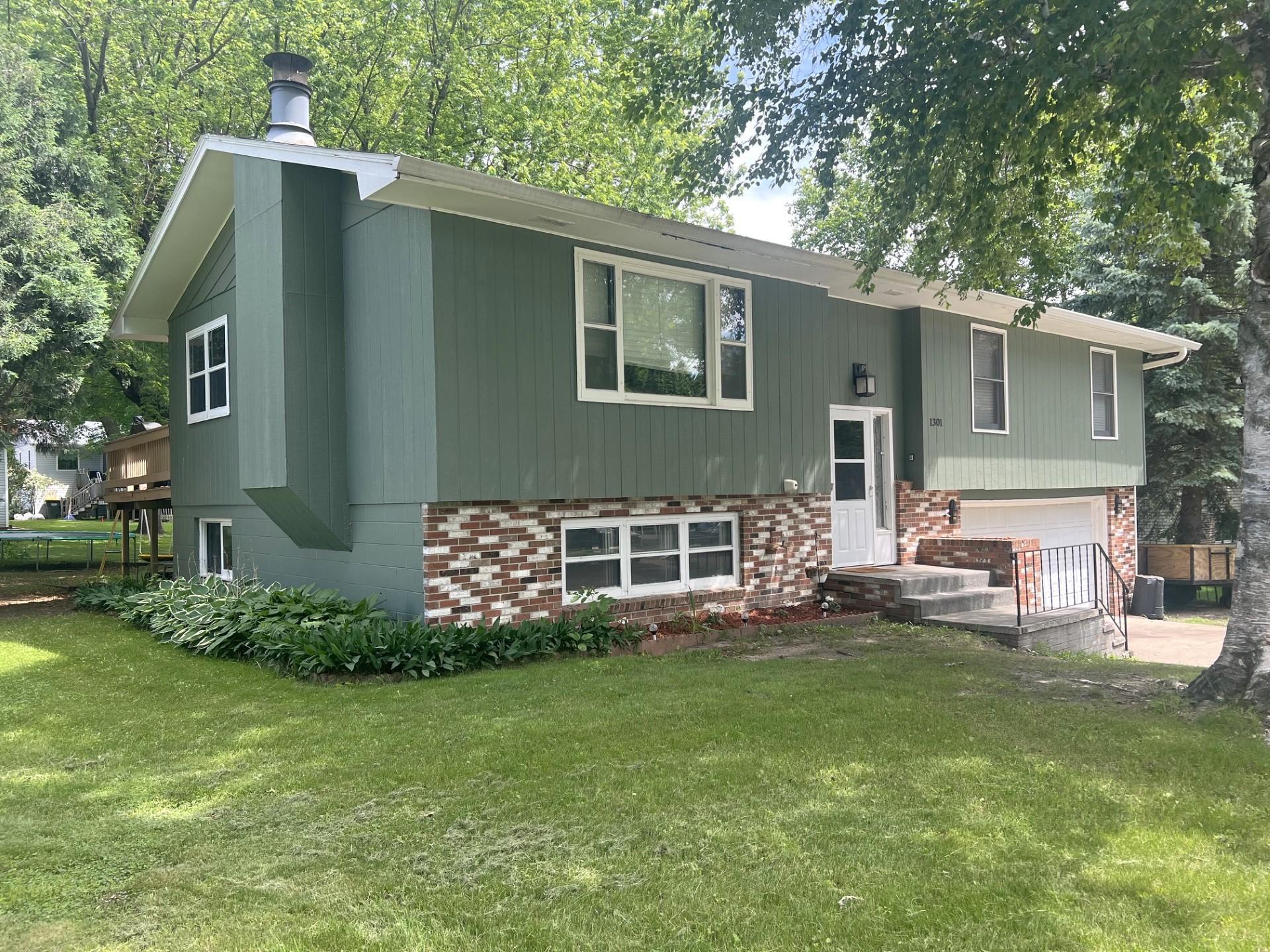 30th image of 1301 9th St Se, Willmar, MN 56201 | MLS# 7094479