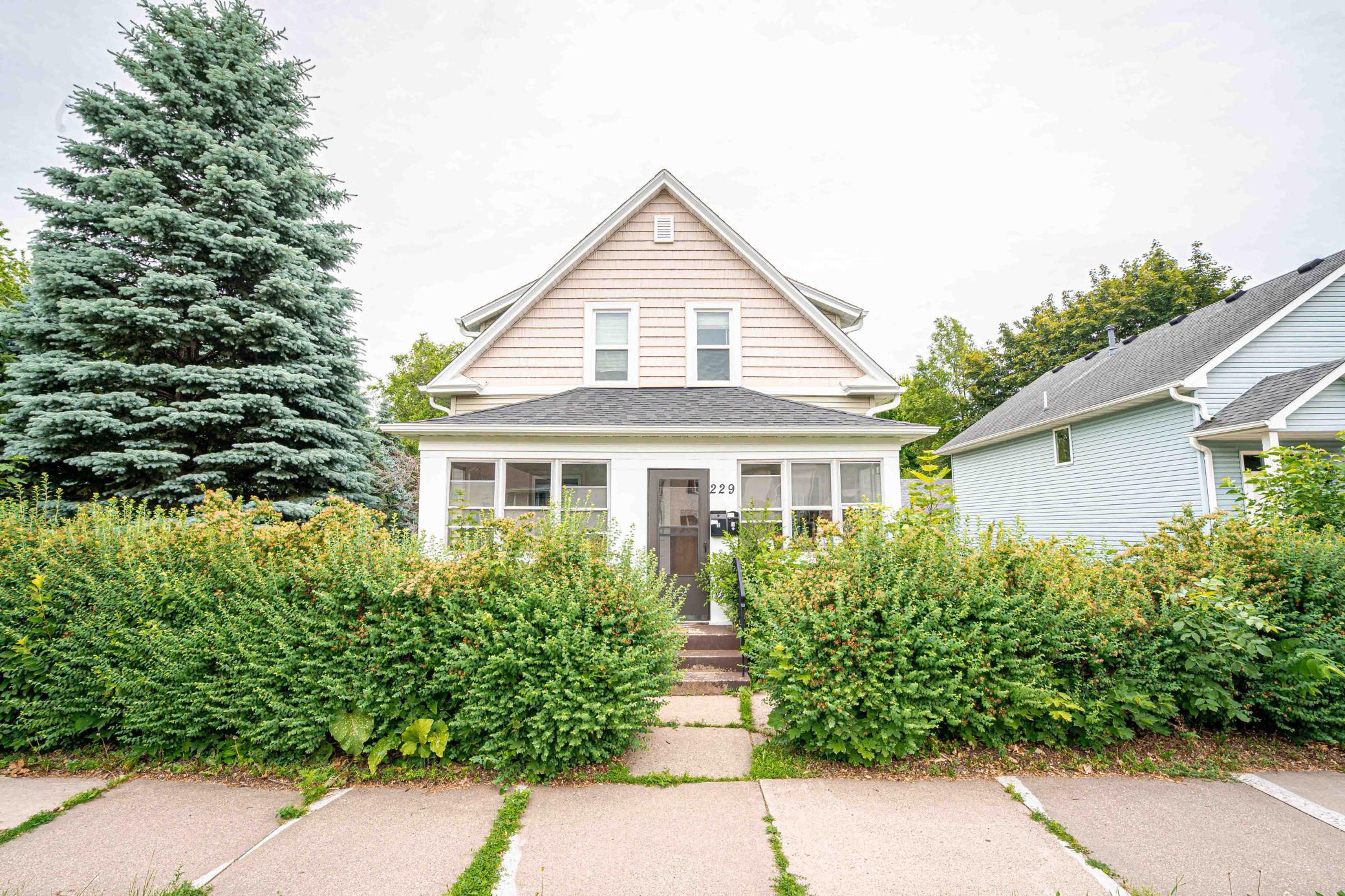 1st image of 229 2nd Ave S, South Saint Paul, MN 55075 | MLS# 7094696