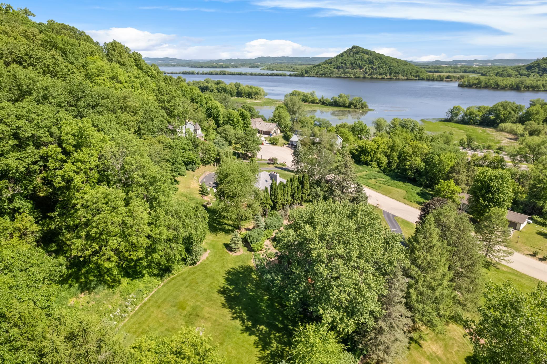 4th image of 39109 Karen Ct, Winona, MN 55987 | MLS# 7094852