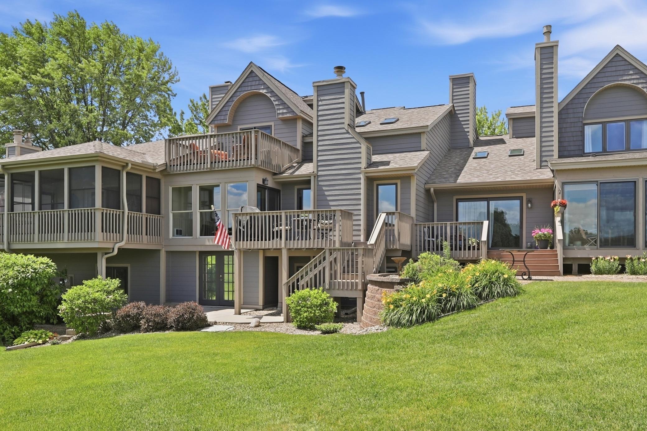 2nd image of 18118 Judicial Wy N, Lakeville, MN 55044 | MLS# 7094876