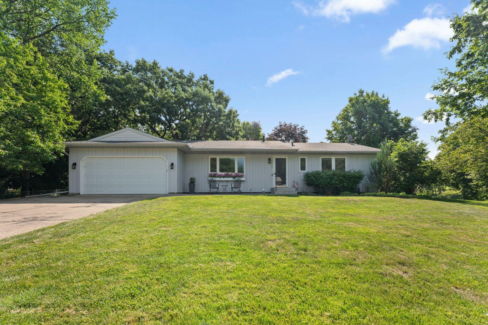 4th image of 3840 Riverton Ave, Saint Paul, MN 55122 | MLS# 7094987
