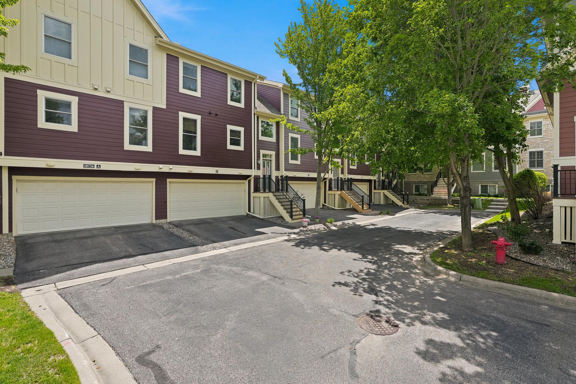 4th image of 10736 Falling Water Ln #B, Saint Paul, MN 55129 | MLS# 7095011