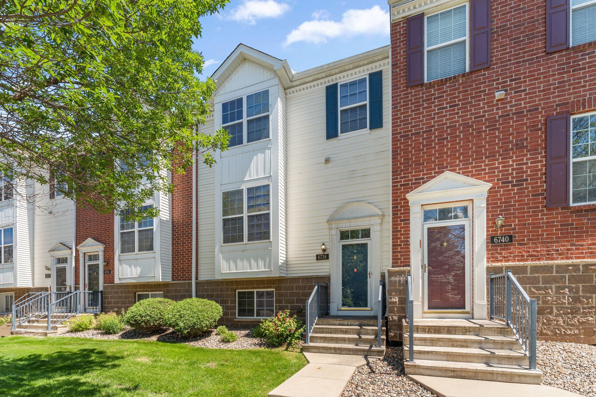 1st image of 6738 158th St W, Saint Paul, MN 55124 | MLS# 7095117