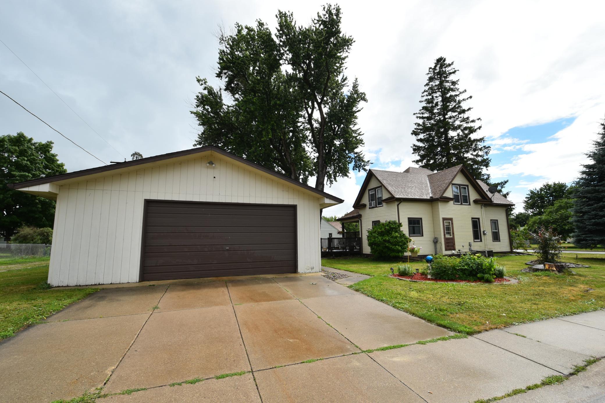 1st image of 501 1st Ave Se, Pine Island, MN 55963 | MLS# 7095260