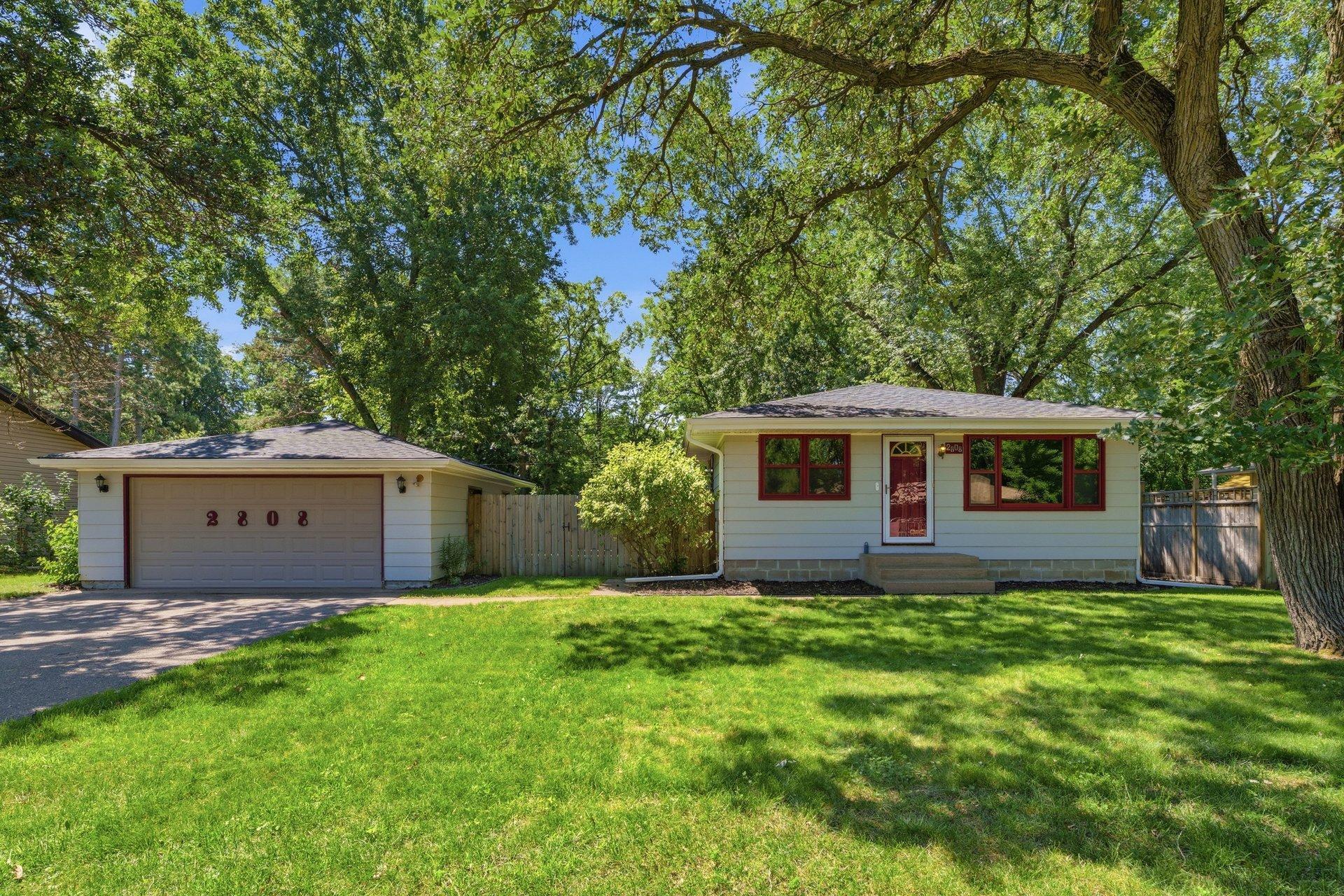 Homes for sale in Mounds View, MN | 2808 Laport Dr, Mounds View, MN 55112 | MLS# 7095296
