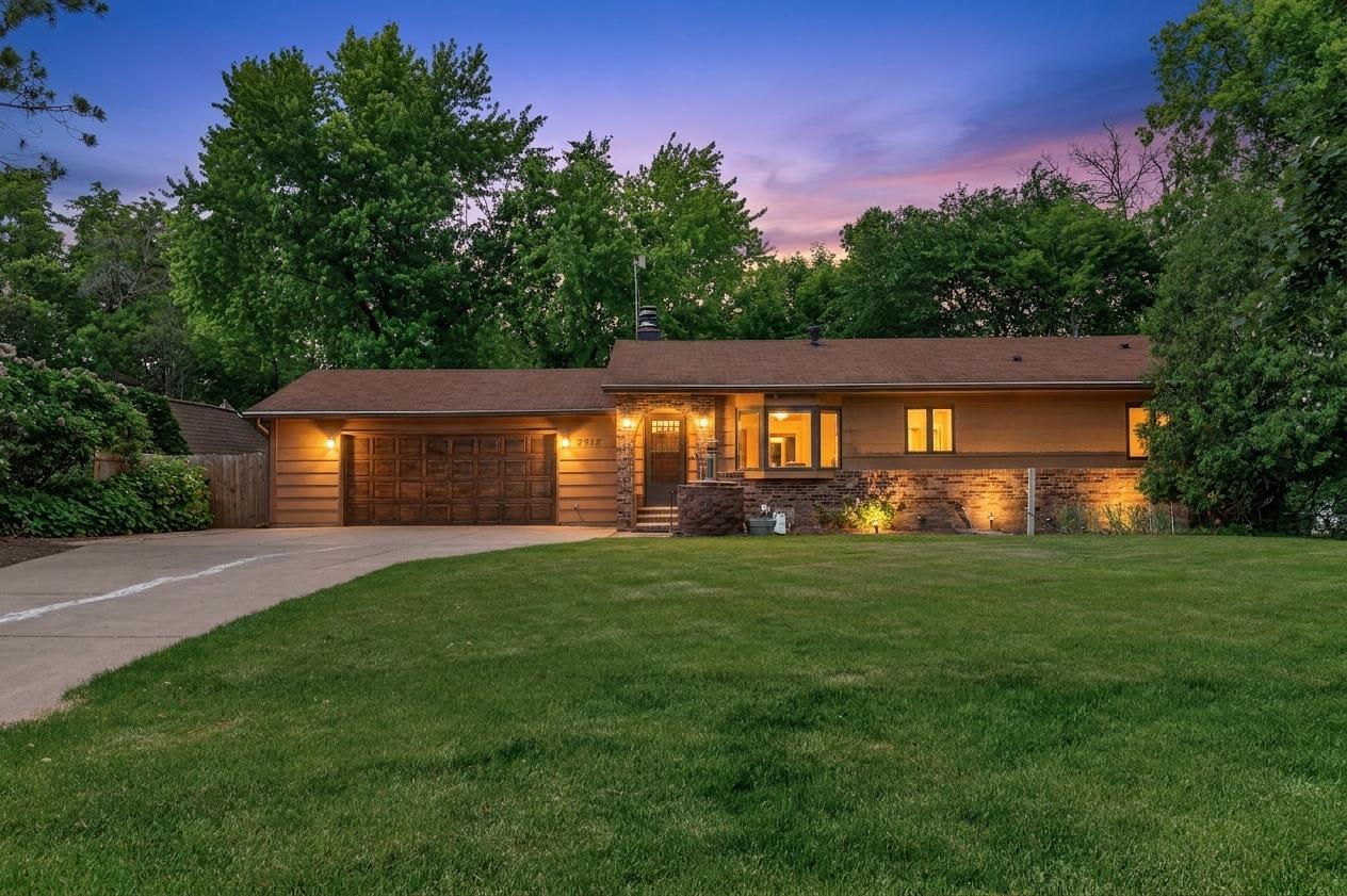 4th image of 7712 Riverdale Dr N, Brooklyn Park, MN 55444 | MLS# 7095354