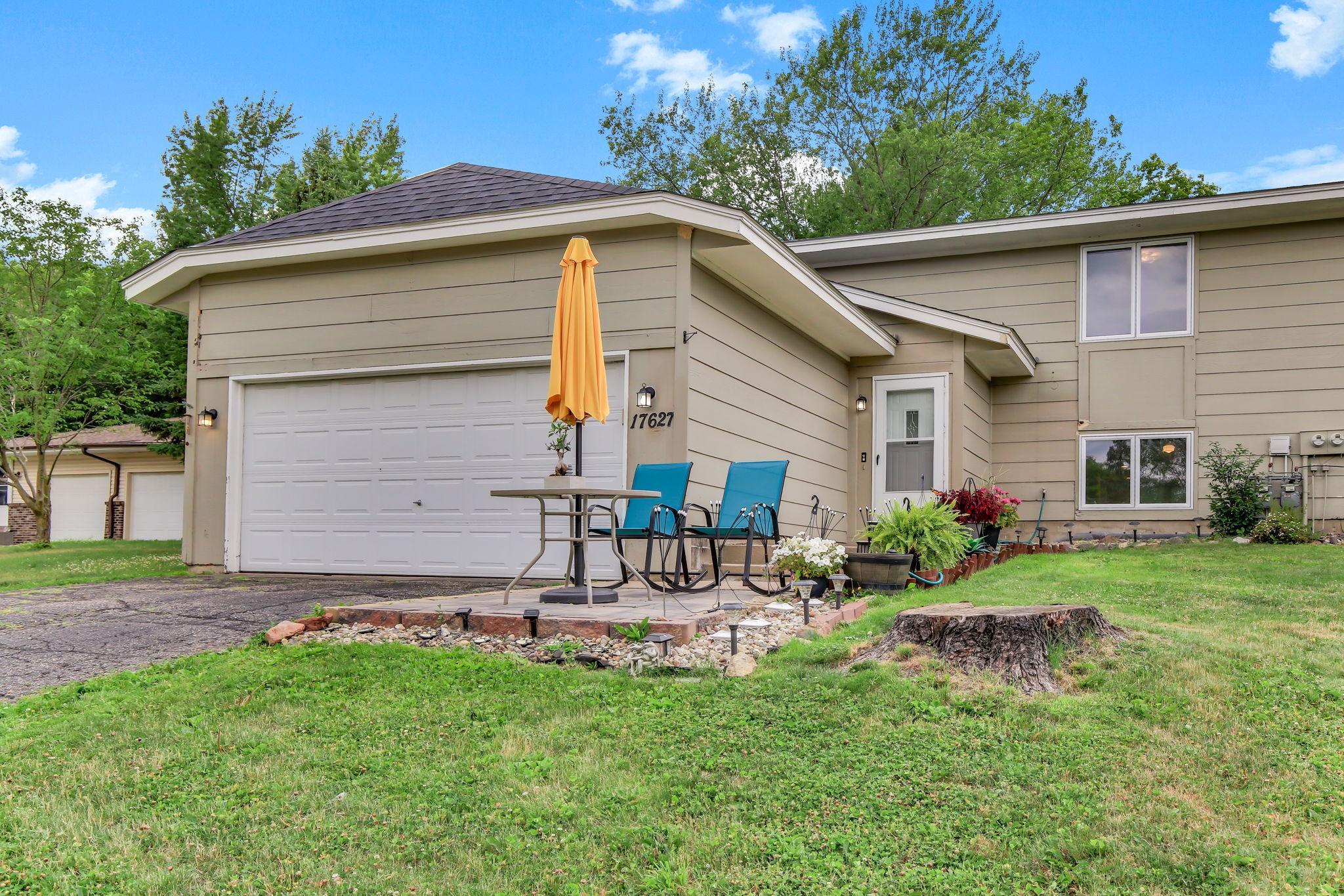 1st image of 17627 Ionia Ct, Lakeville, MN 55044 | MLS# 7095365