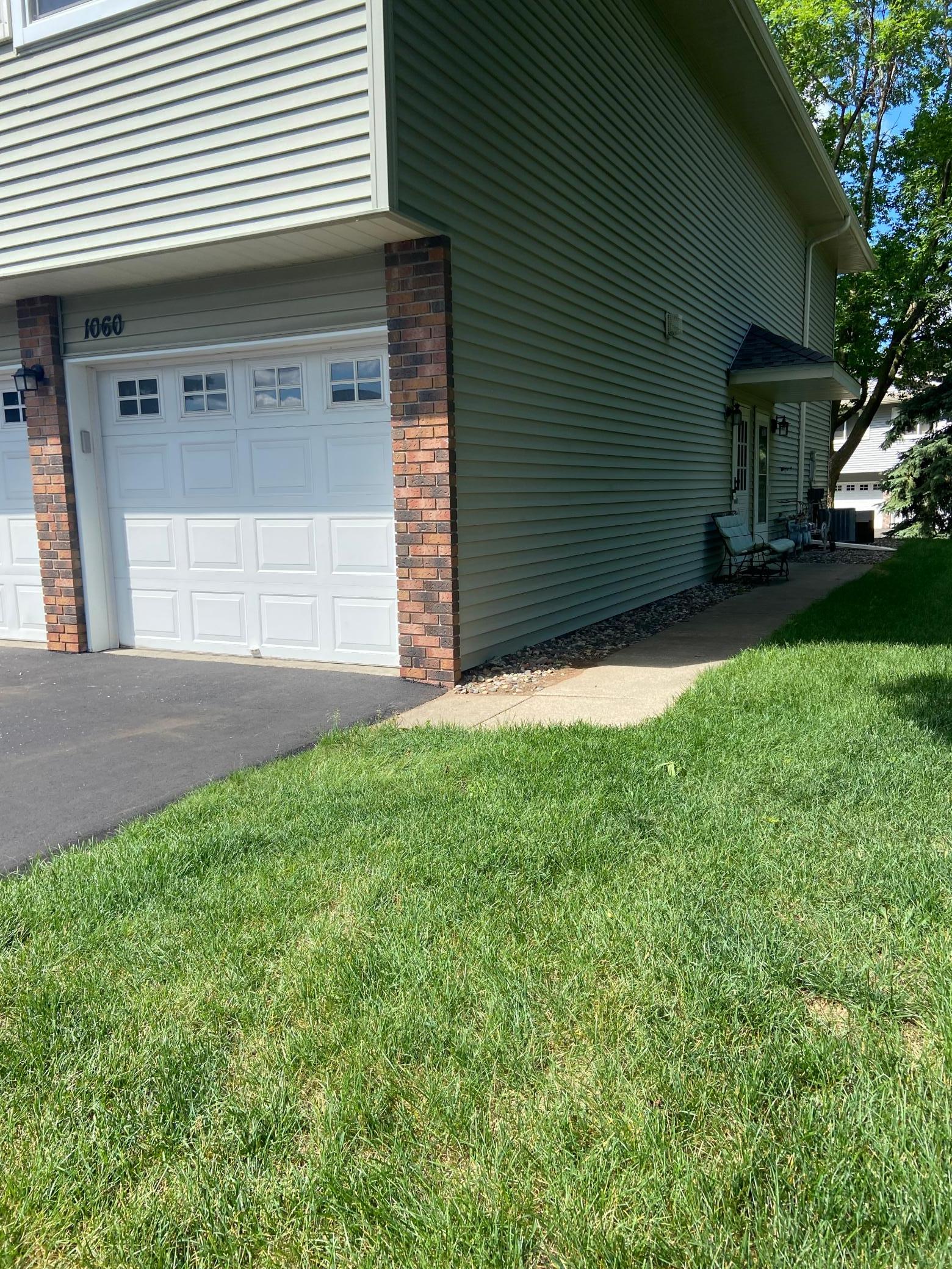 3rd image of 1060 Pond View Ct, Saint Paul, MN 55127 | MLS# 7095557