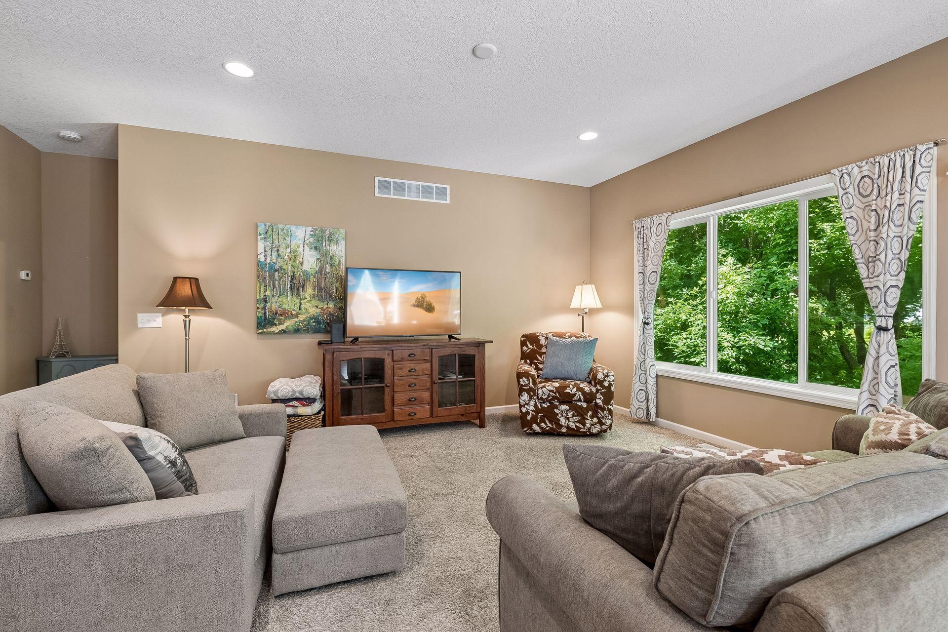 3rd image of 3165 Doneene Ln, Saint Paul, MN 55121 | MLS# 7095562