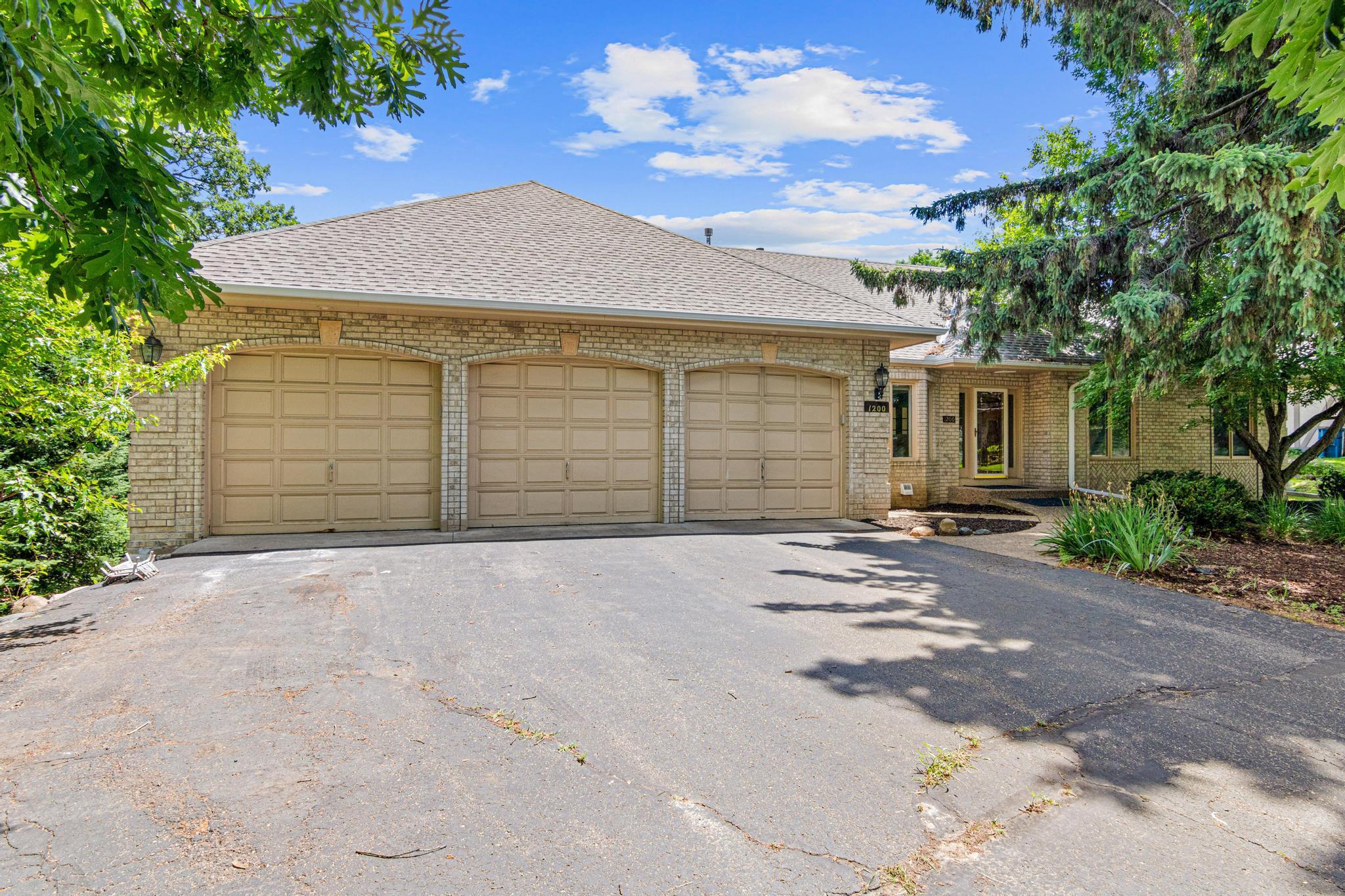 Photo 2 of Single family home for sale at 1200 Summit Oaks Dr, Burnsville, MN 55337 | MLS# 7095601 | Listing updated on 2026-09-05