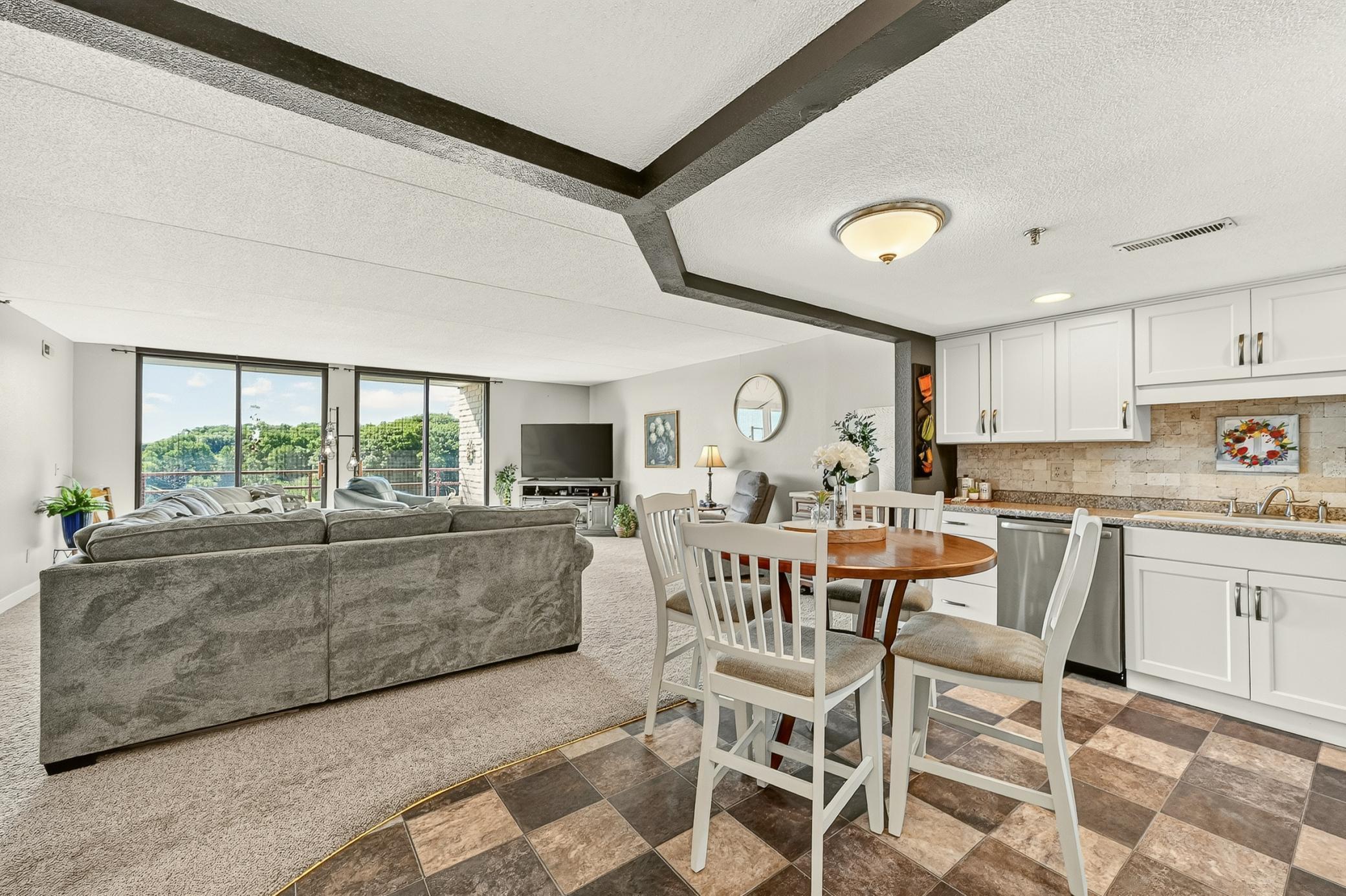 Homes for sale in Rochester, MN | 625 19th St Nw #802, Rochester, MN 55901 | MLS# 7095646
