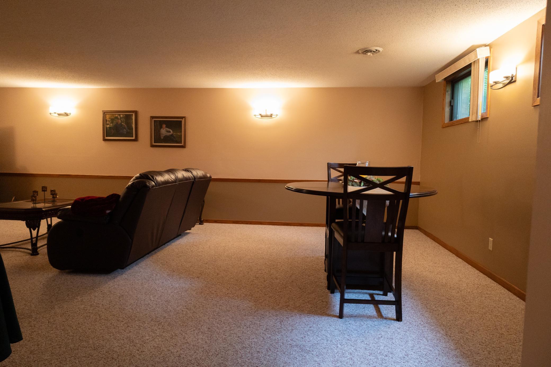 42nd image of 1956 Dorathea Blvd, Worthington, MN 56187 | MLS# 7095677