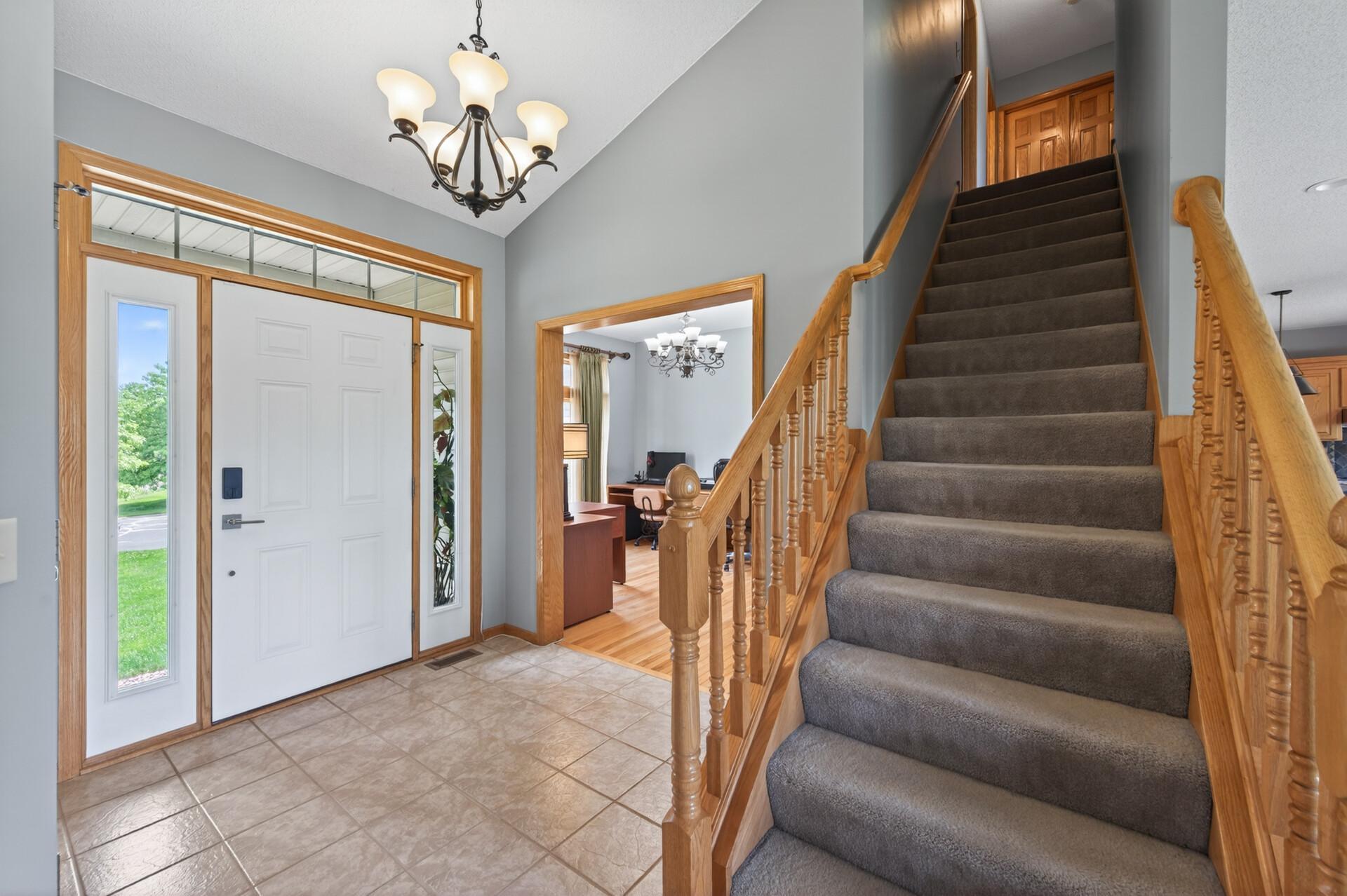 3rd image of 1511 Oakview Ct, Hugo, MN 55038 | MLS# 7095758