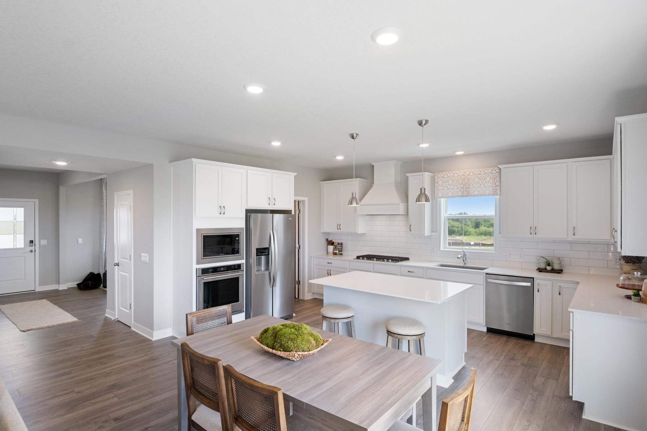 3rd image of 4774 Blake Wy, Saint Paul, MN 55129 | MLS# 7095803