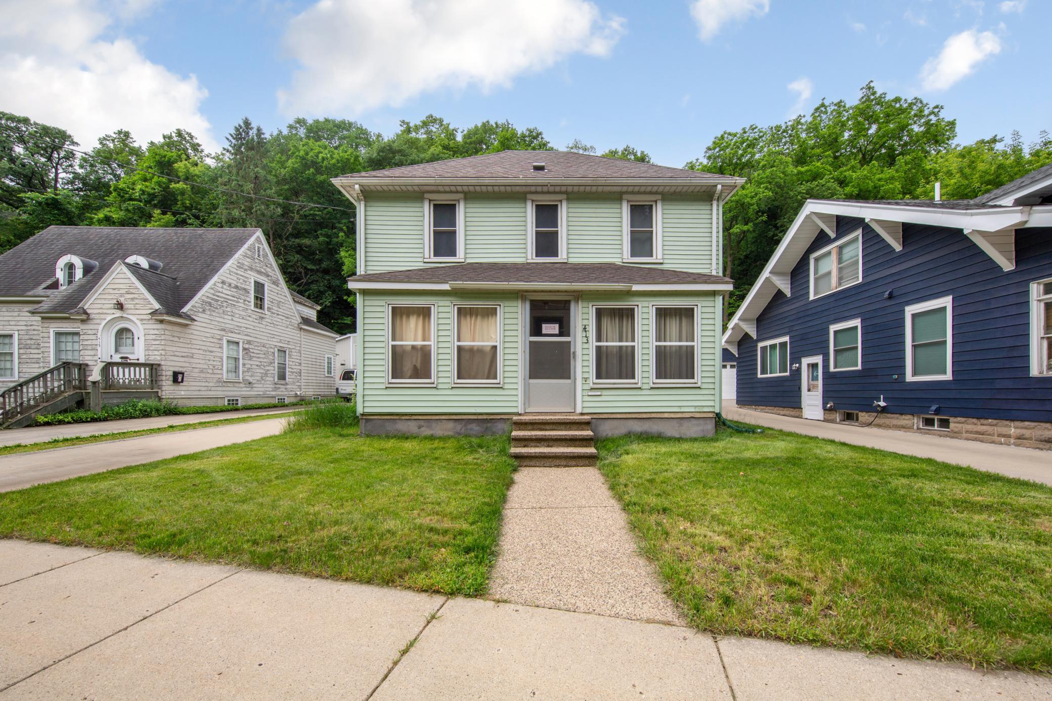 2nd image of 413 Glenwood Ave, Mankato, MN 56001 | MLS# 7095807