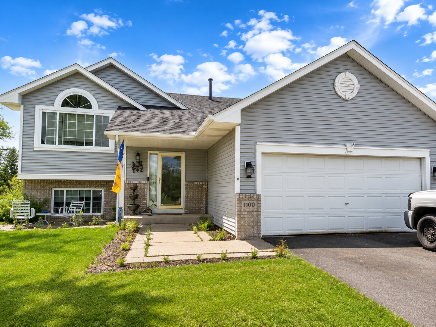 1st image of 1100 Kilbirnie Rd, Big Lake, MN 55309 | MLS# 7095841