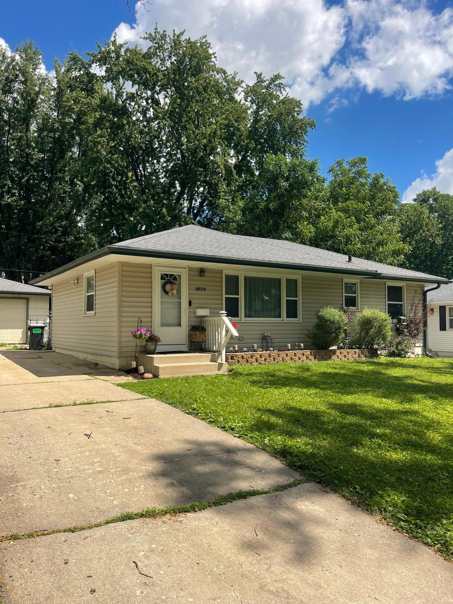3rd image of 3929 5Th St Nw, Rochester, MN 55901 | MLS# 7095844