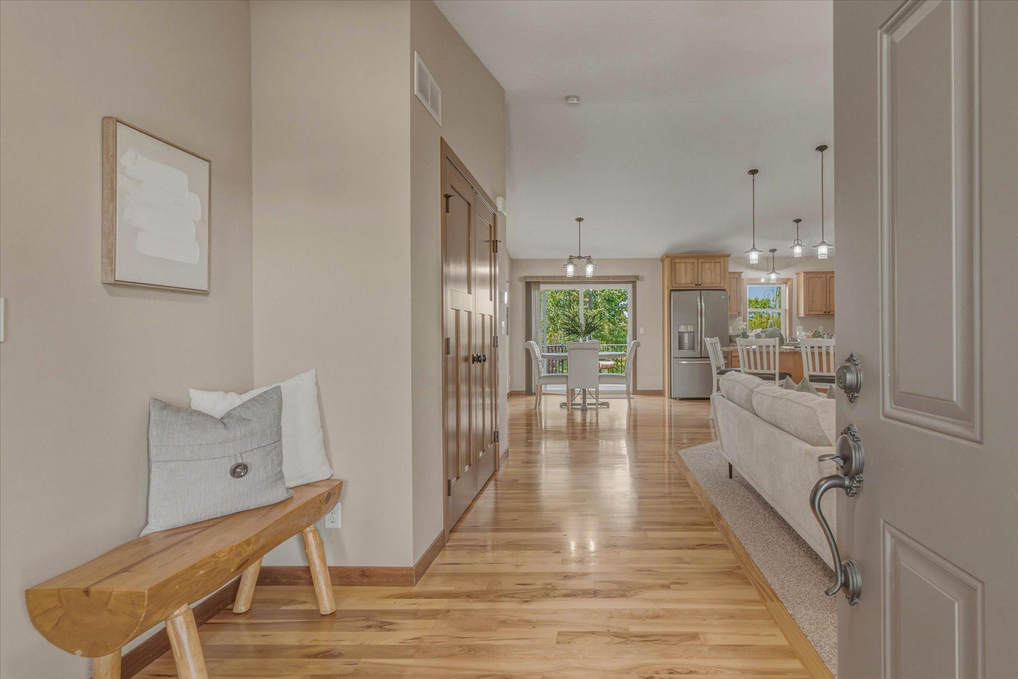 4th image of 520 Olivia Ct, Hudson, WI 54016 | MLS# 7096010
