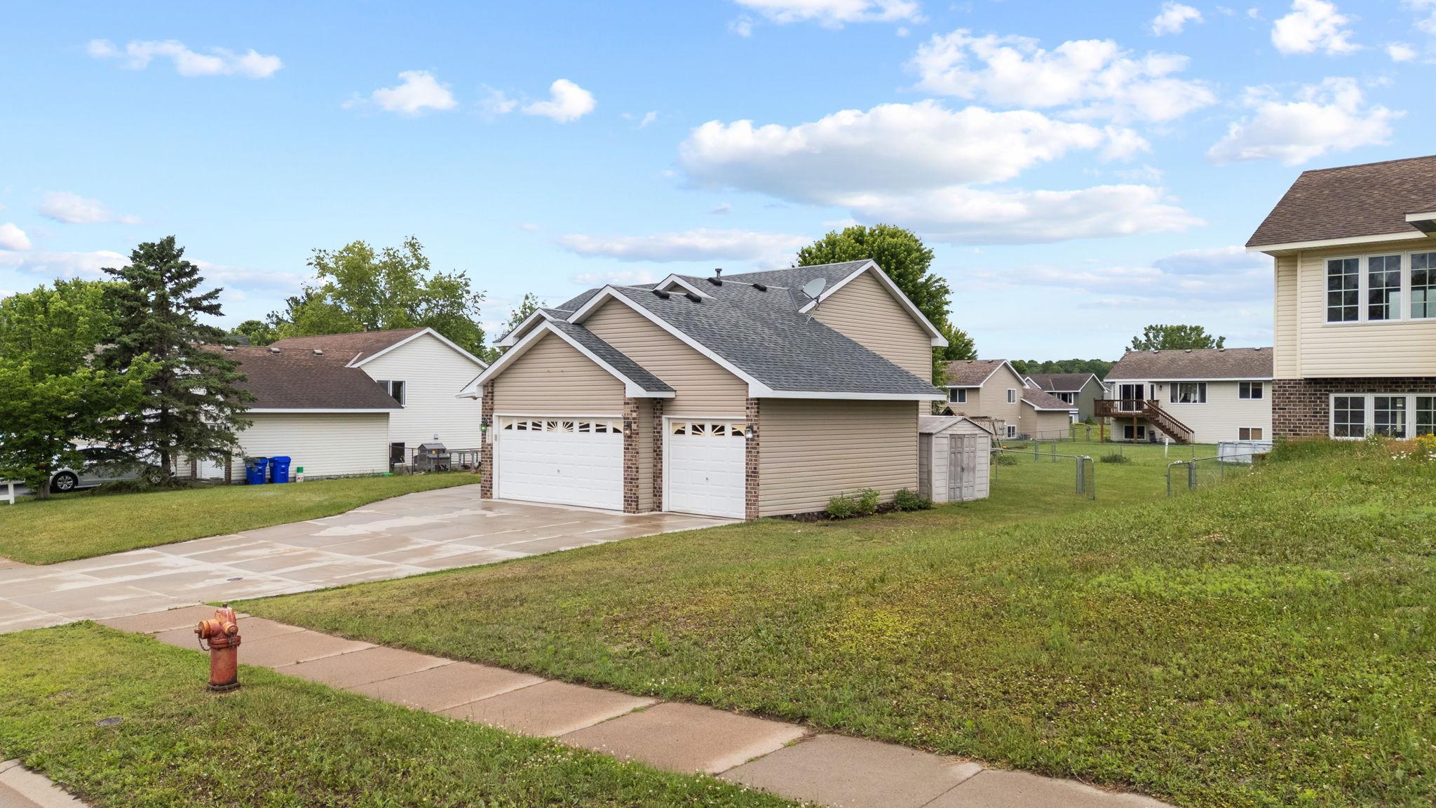 2nd image of 845 Plum Tree Ln, Somerset, WI 54025 | MLS# 7096019
