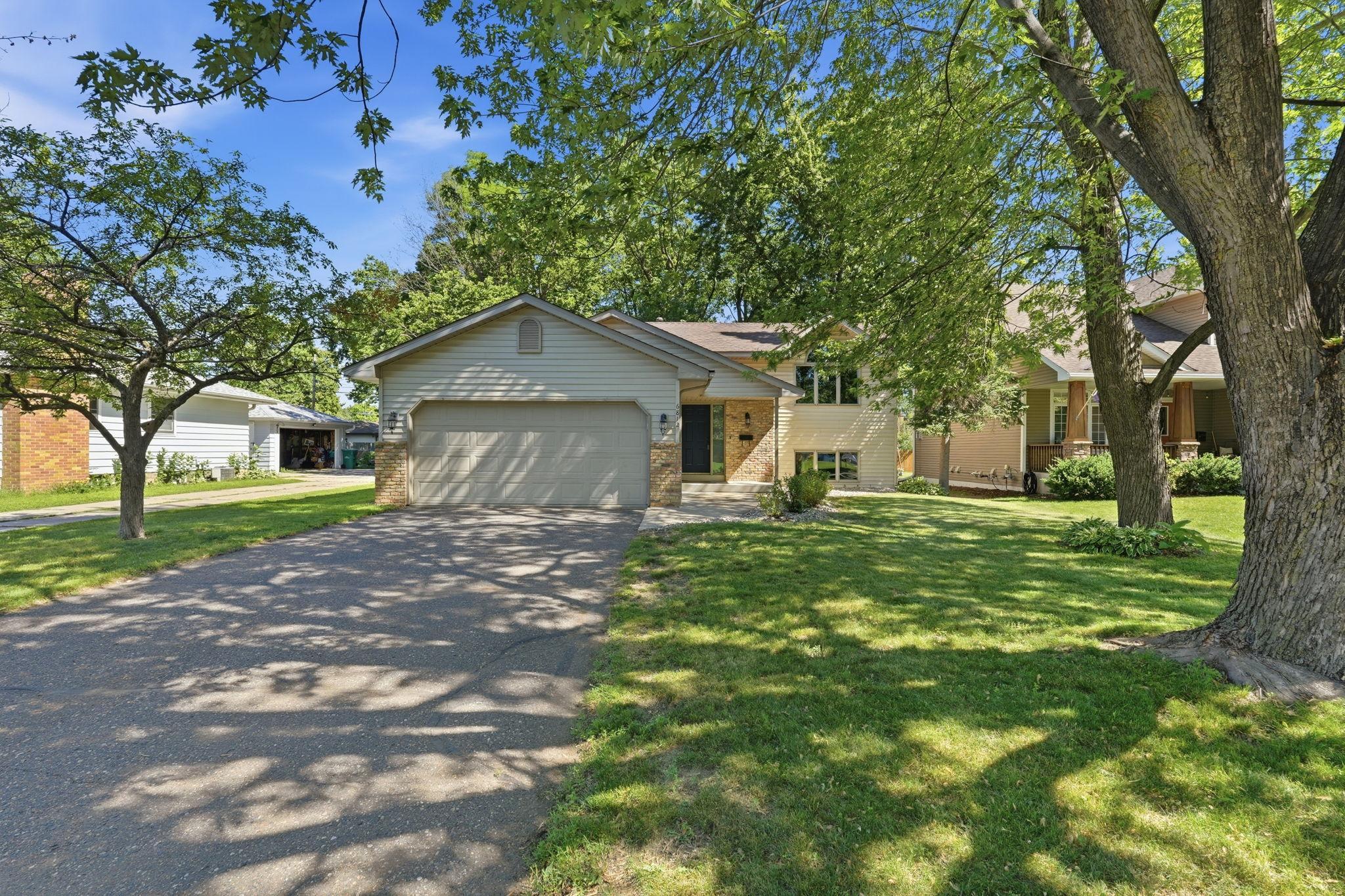 2nd image of 6812 44th Ave N, Crystal, MN 55428 | MLS# 7096154