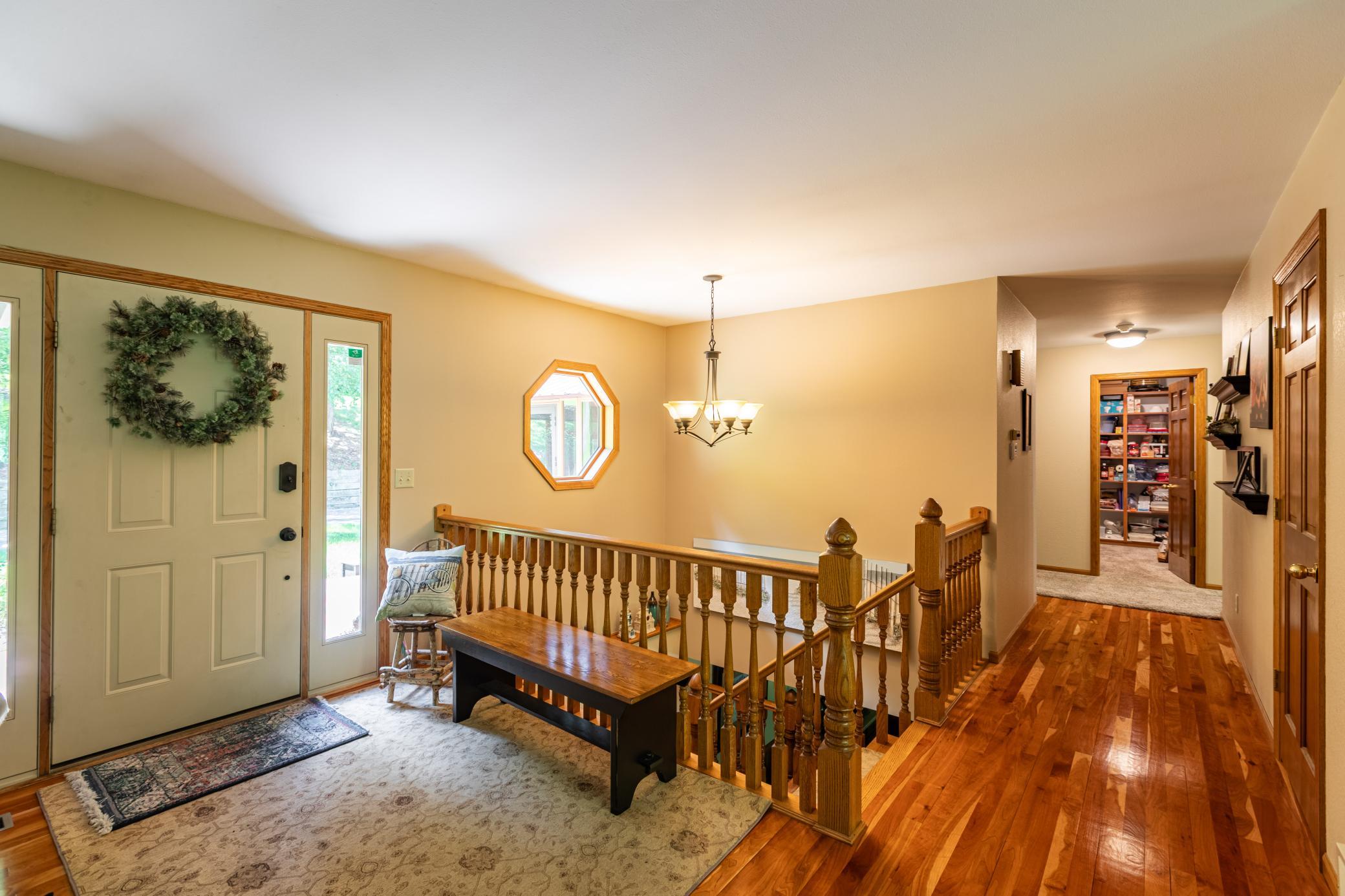 5th image of 47060 Queens Cove Cir, La Crescent, MN 55947 | MLS# 7096217