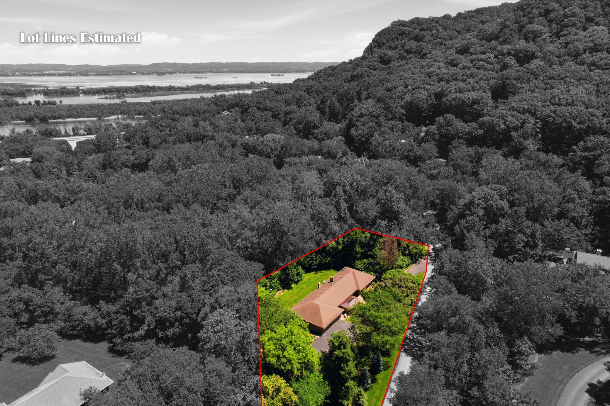 61st image of 47060 Queens Cove Cir, La Crescent, MN 55947 | MLS# 7096217
