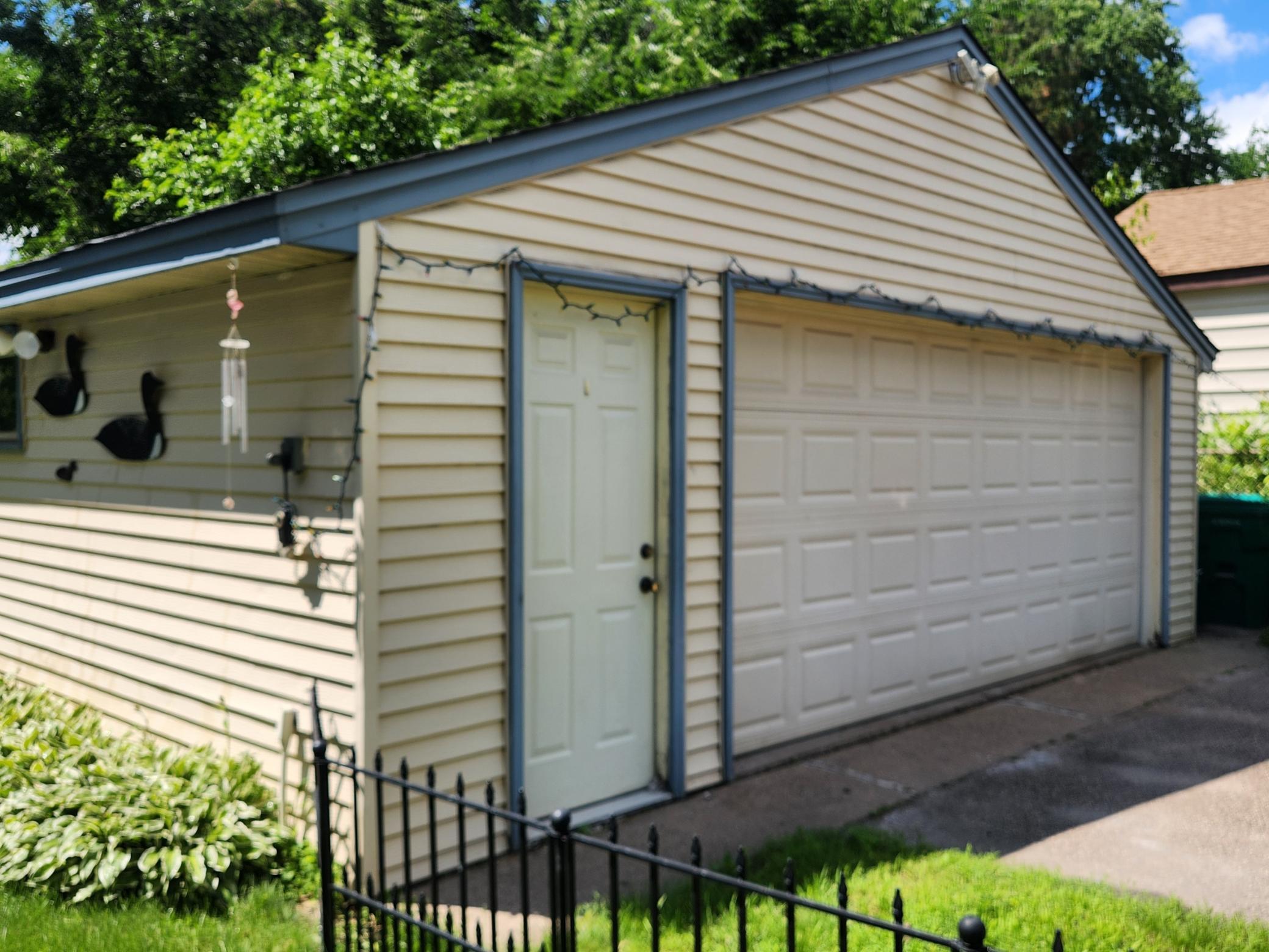 4th image of 5817 Perry Ave N, Crystal, MN 55429 | MLS# 7096368