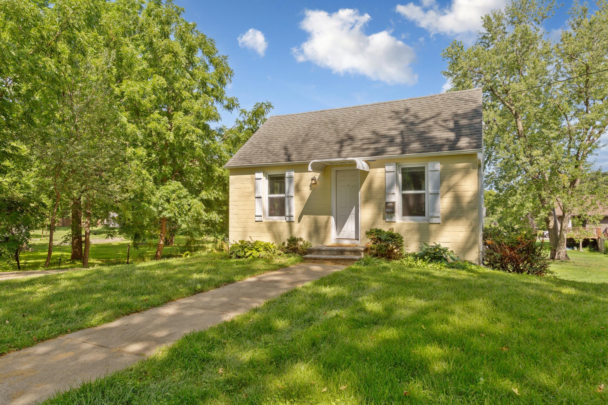4th image of 1135 5Th Ave Sw, Faribault, MN 55021 | MLS# 7096504