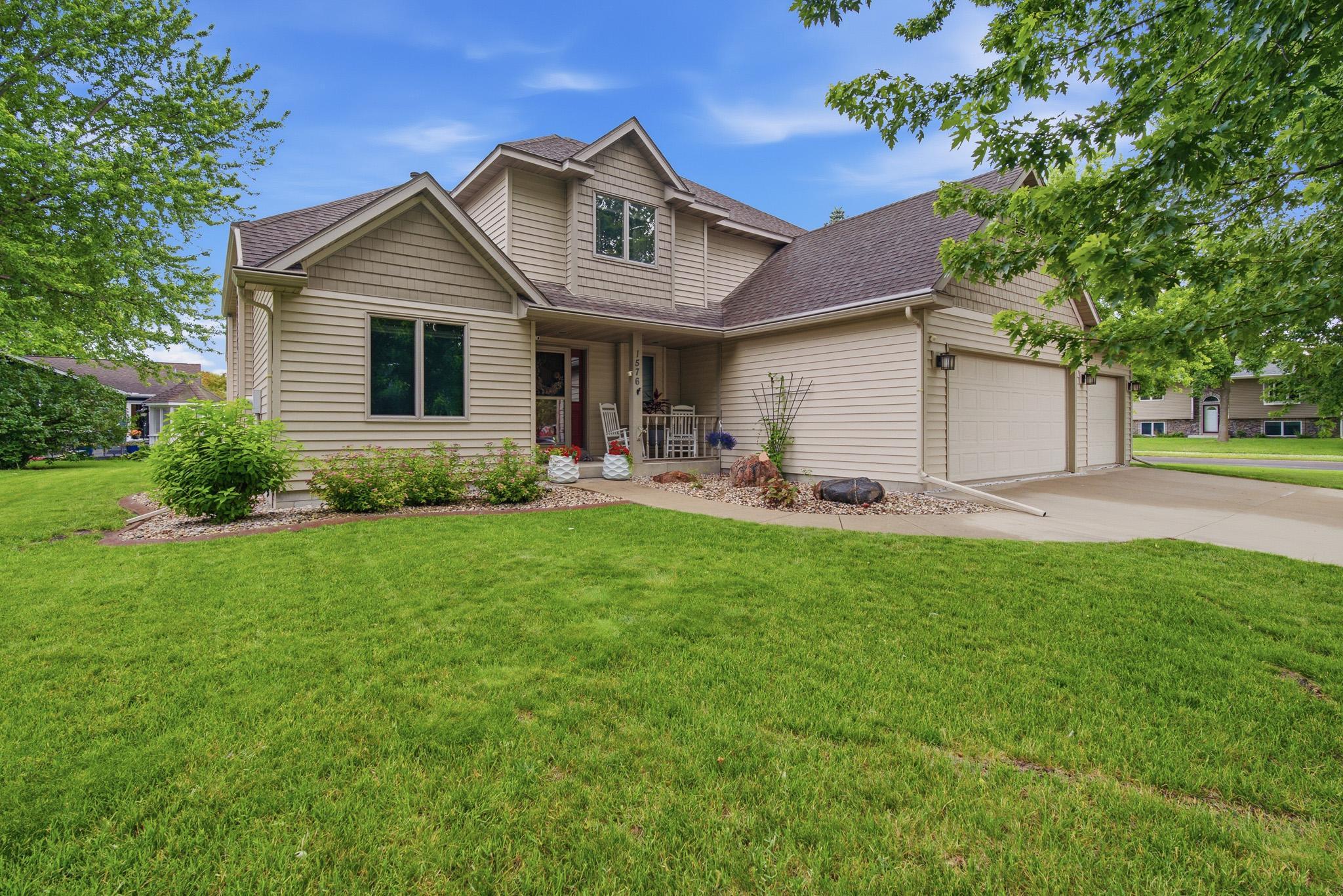 1st image of 1576 La Mar Dr, North Mankato, MN 56003 | MLS# 7096521