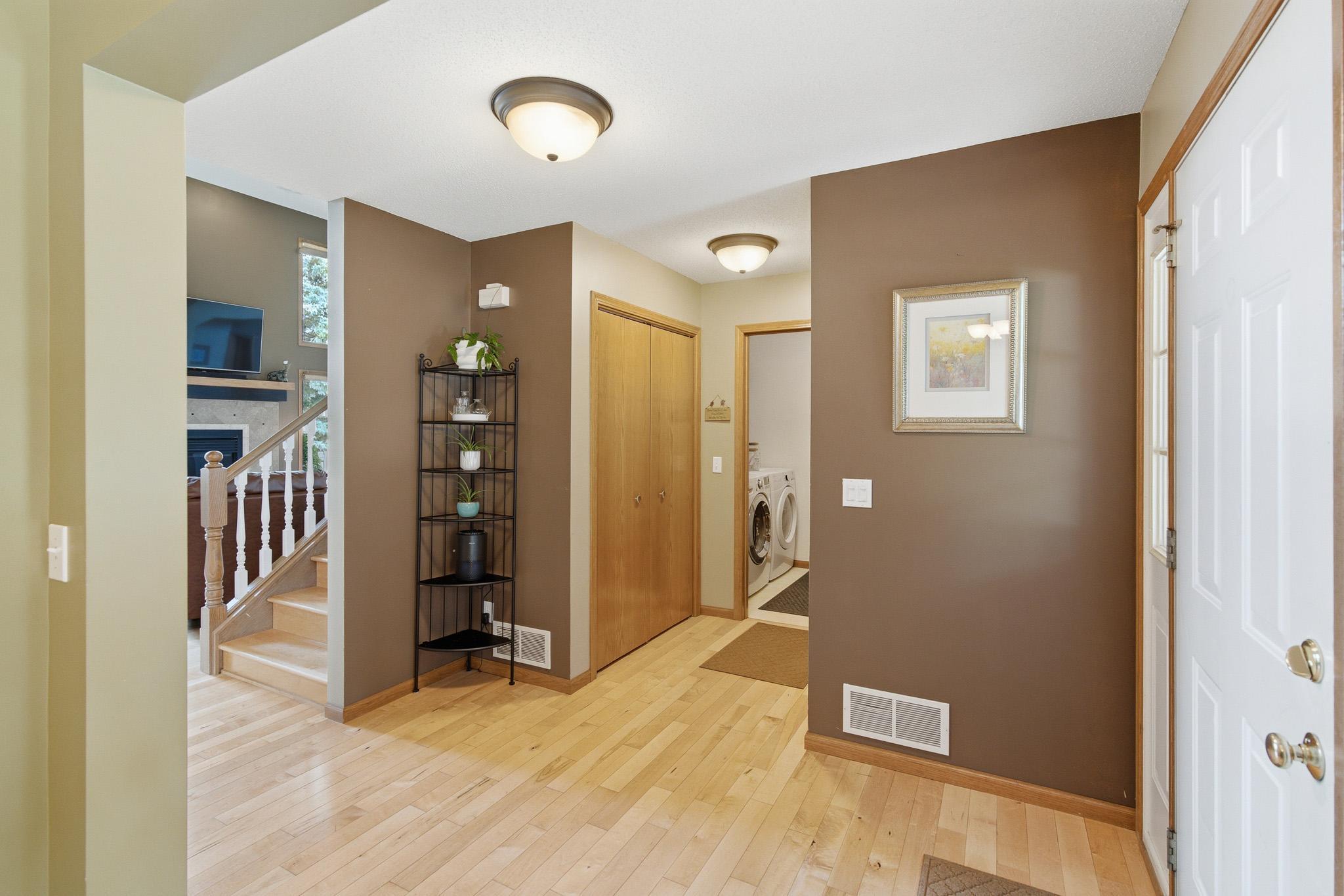 3rd image of 1576 La Mar Dr, North Mankato, MN 56003 | MLS# 7096521