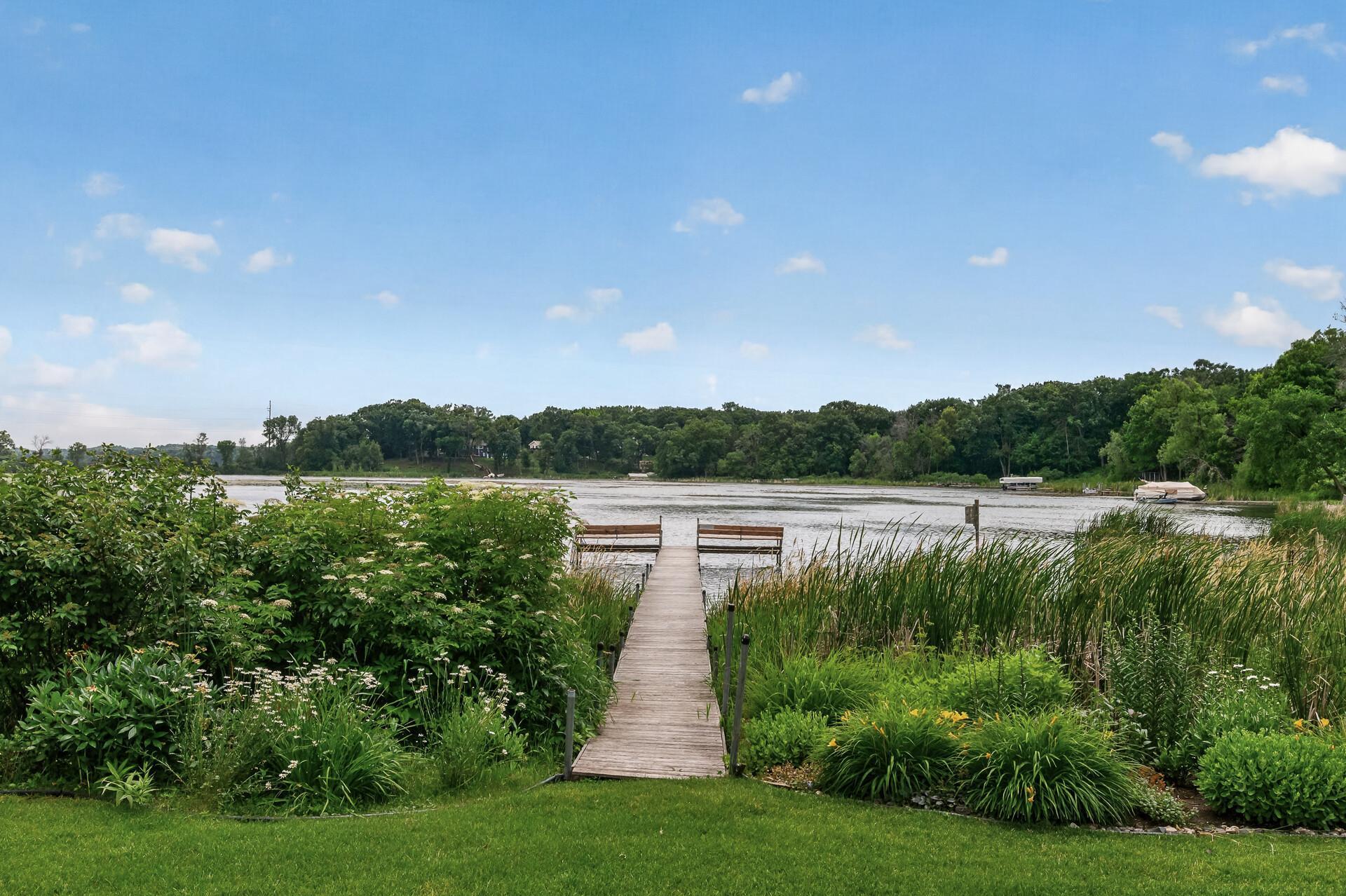 1st image of 1285 Black Oaks Ct N, Minneapolis, MN 55447 | MLS# 7096549