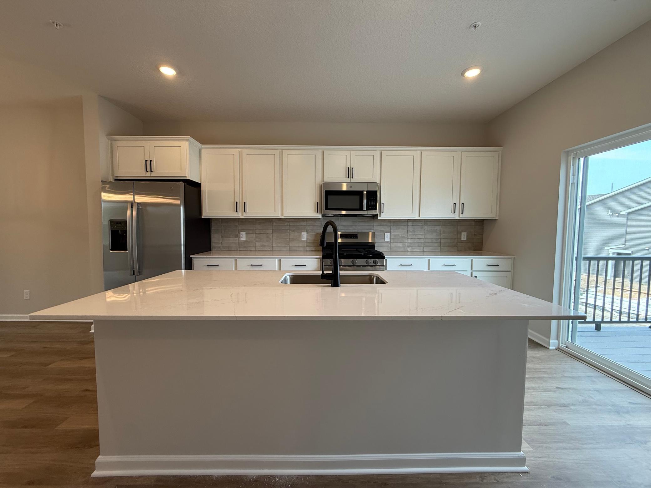 1st image of 13624 Willow Dr, Rogers, MN 55374 | MLS# 7096612
