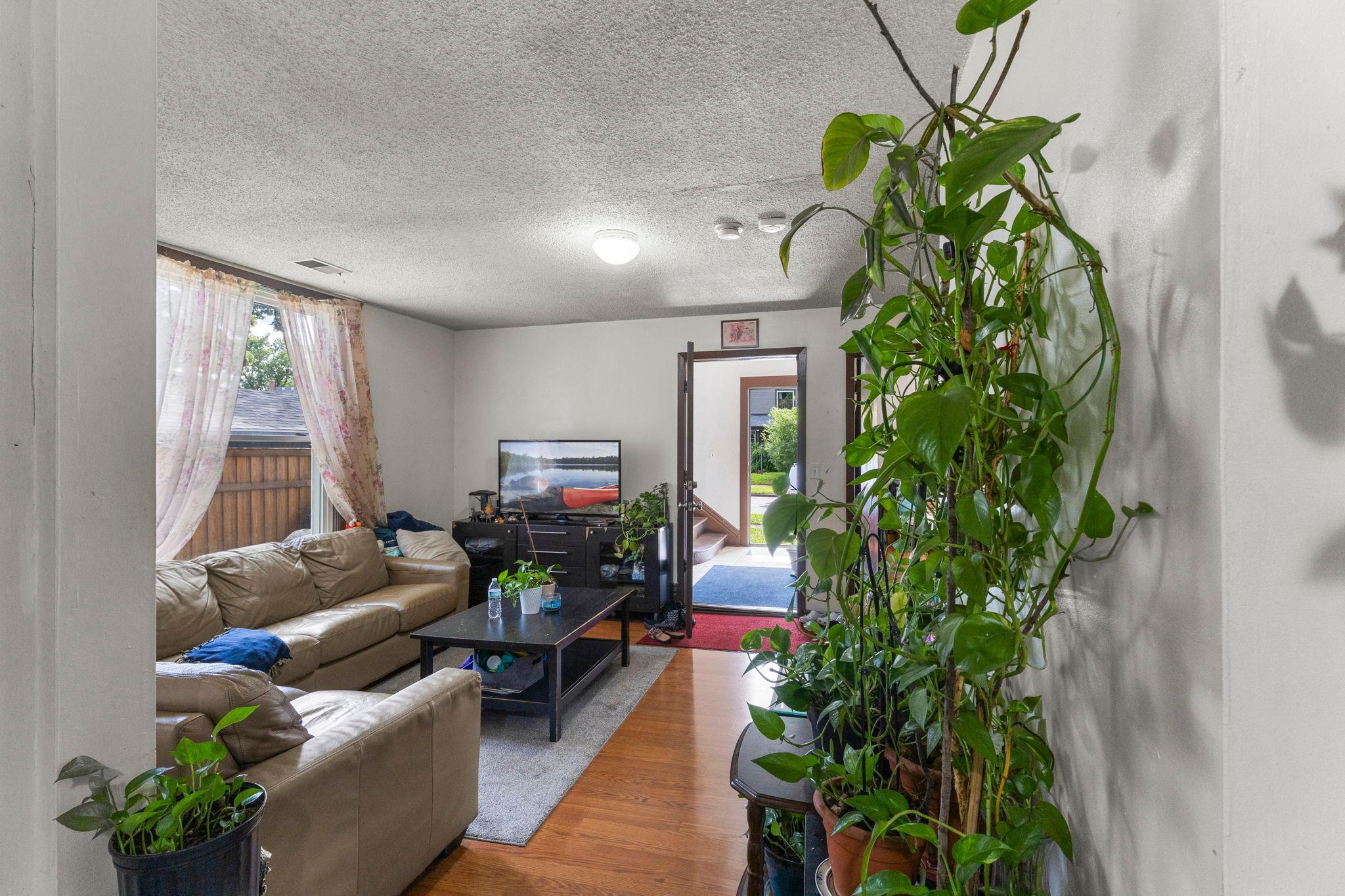 4th image of 2313 Polk St Ne, Minneapolis, MN 55418 | MLS# 7096627