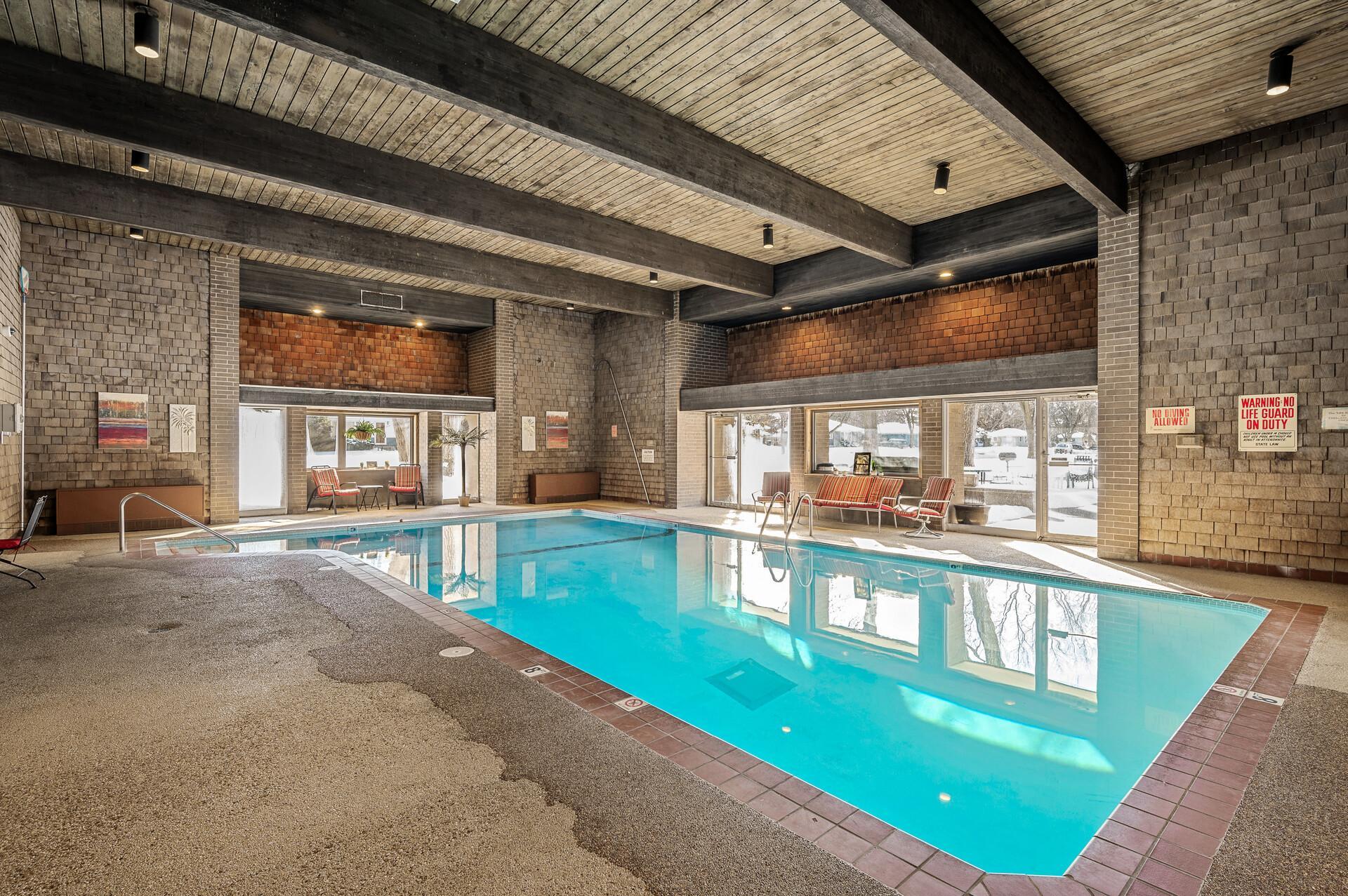 2nd image of 2800 Hamline Ave N, Saint Paul, MN 55113