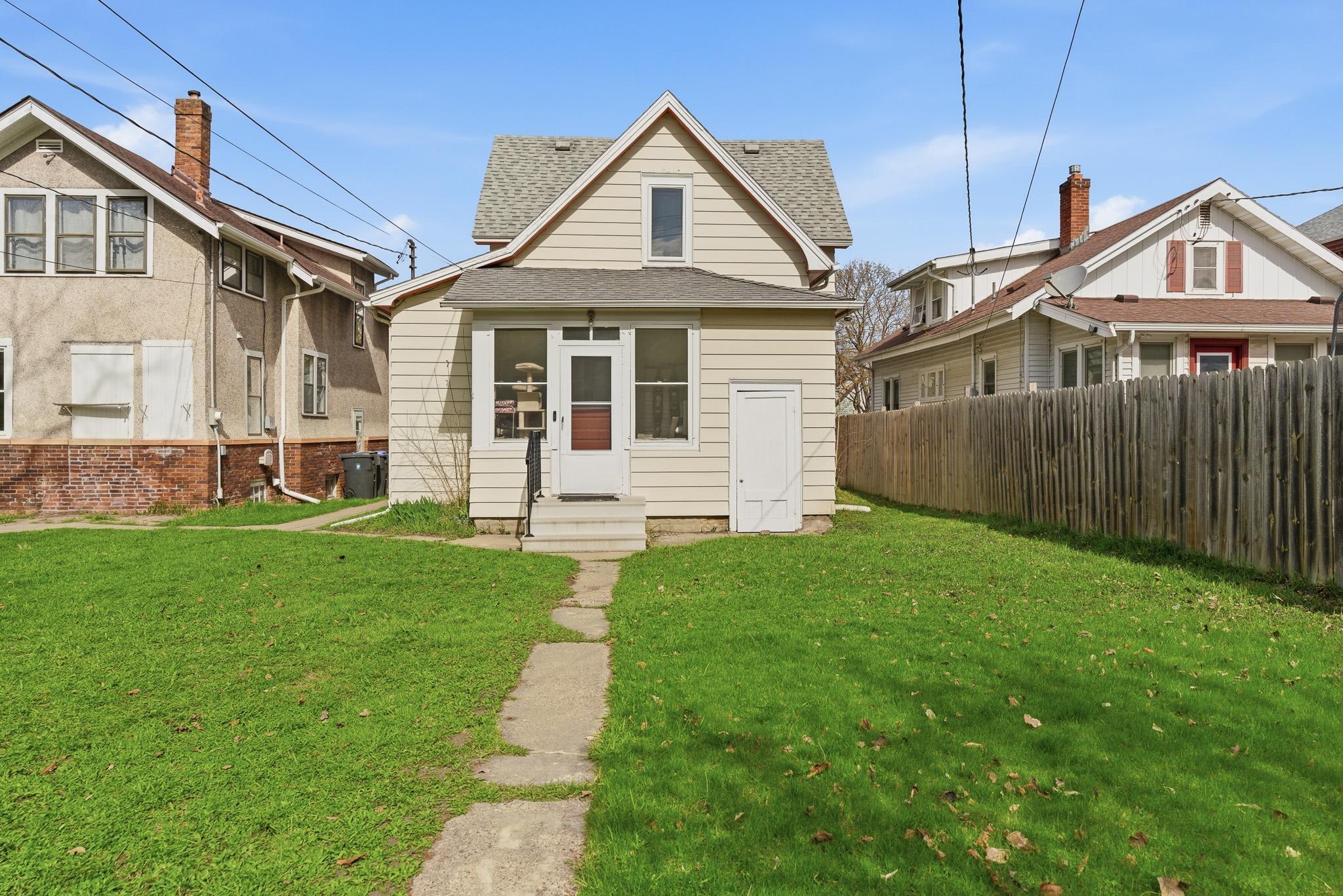 4th image of 315 N Broad St, Mankato, MN 56001 | MLS# 7096773