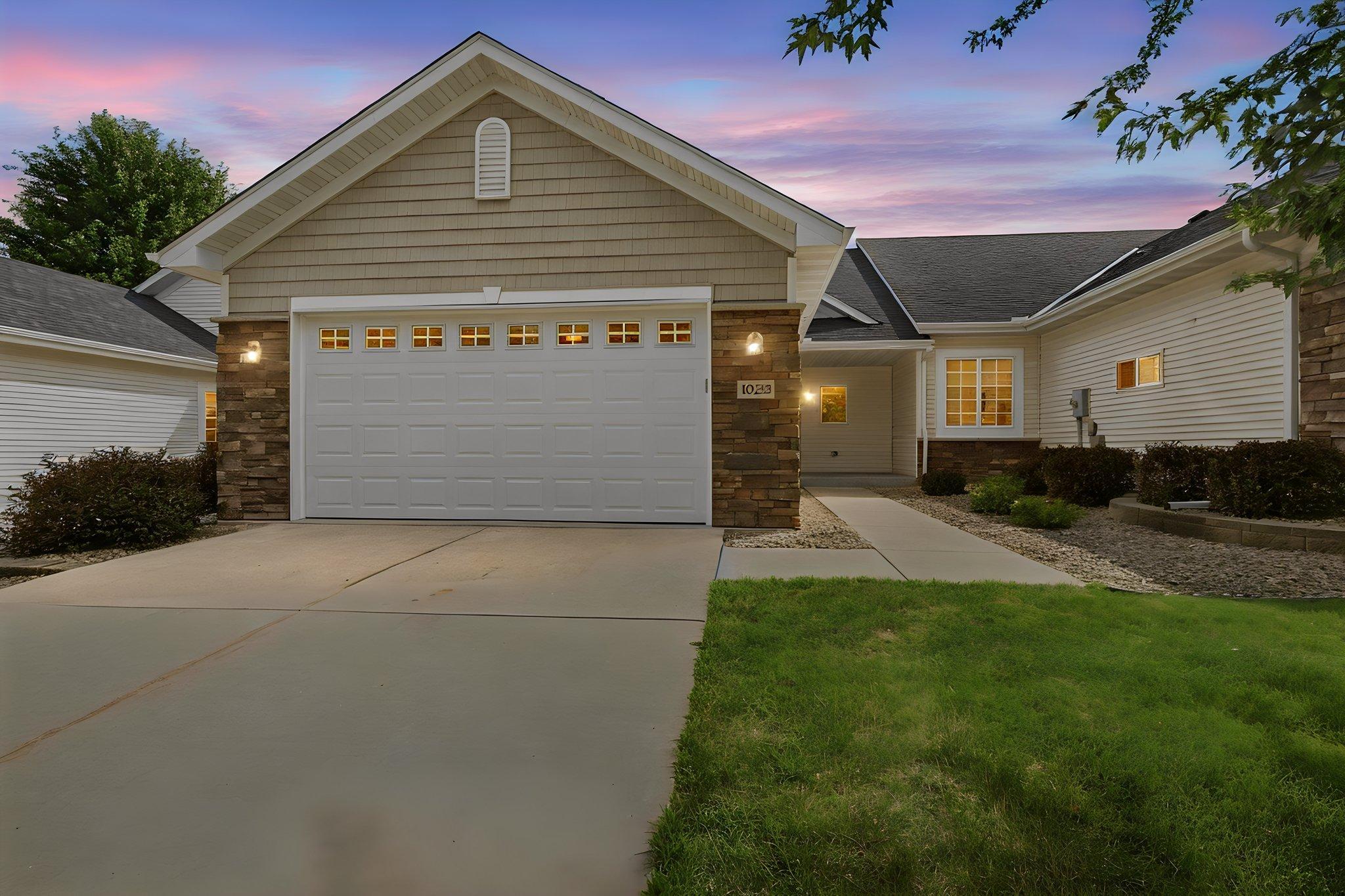 Homes for sale in Hastings, MN | 1023 Woodland Dr, Hastings, MN 55033 | MLS# 7096859