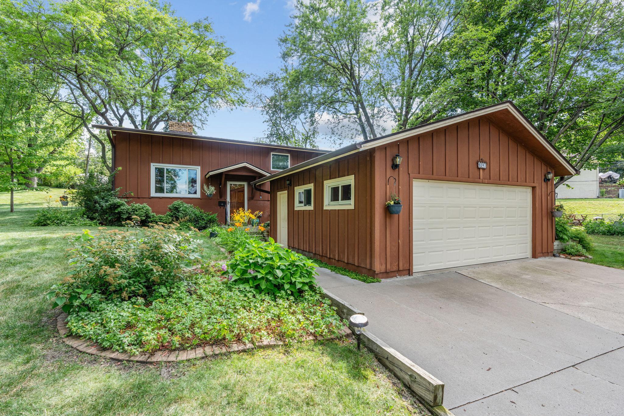 2nd image of 6041 Sumter Pl N, New Hope, MN 55428 | MLS# 7096951