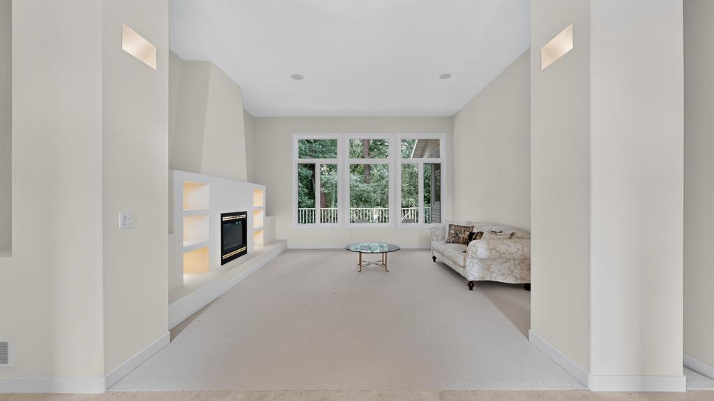 3rd image of 1157 Taro Ln Sw, Rochester, MN 55902 | MLS# 7097017