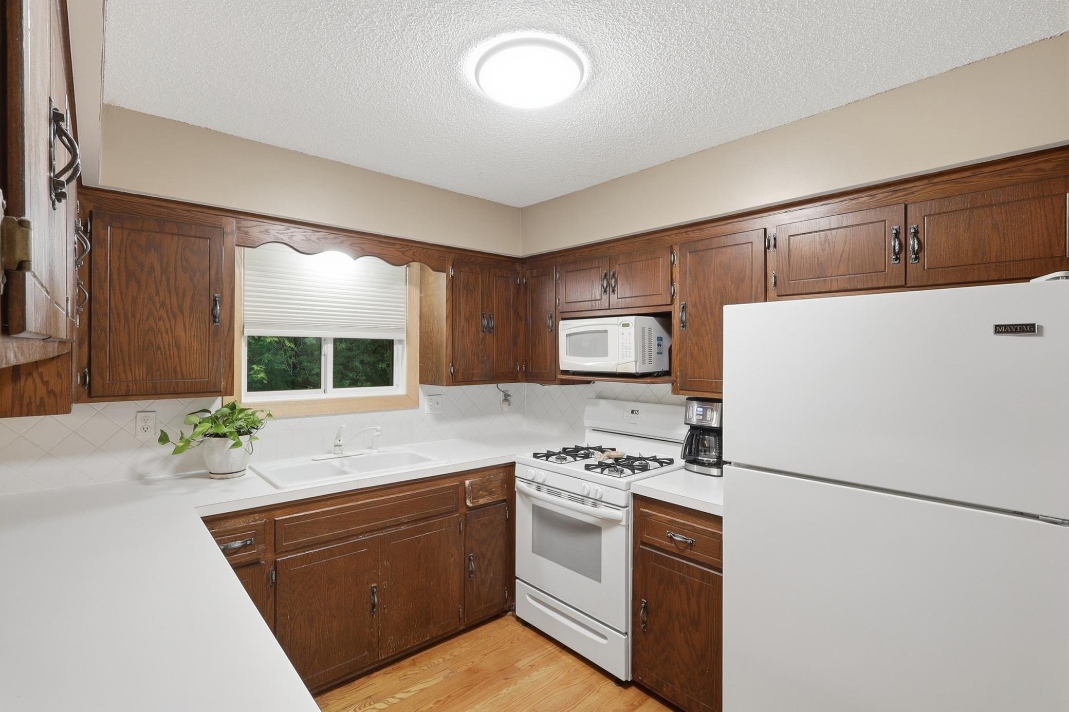 3rd image of 15590 Ridgemont Ave Se, Prior Lake, MN 55372 | MLS# 7097085