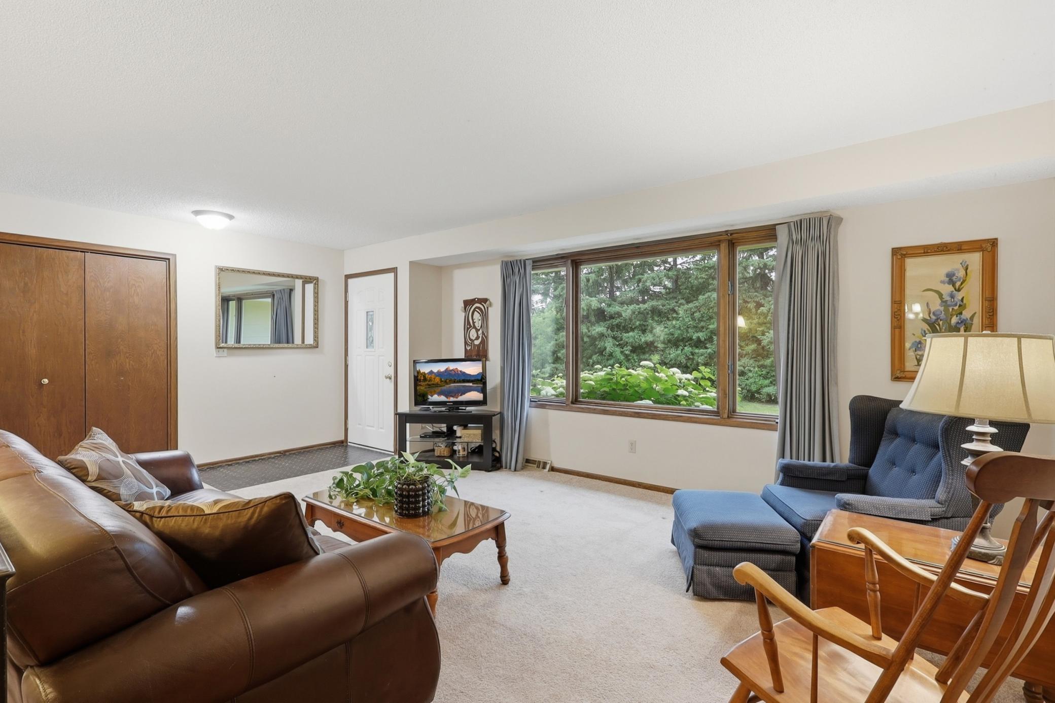 2nd image of 15590 Ridgemont Ave Se, Prior Lake, MN 55372 | MLS# 7097085